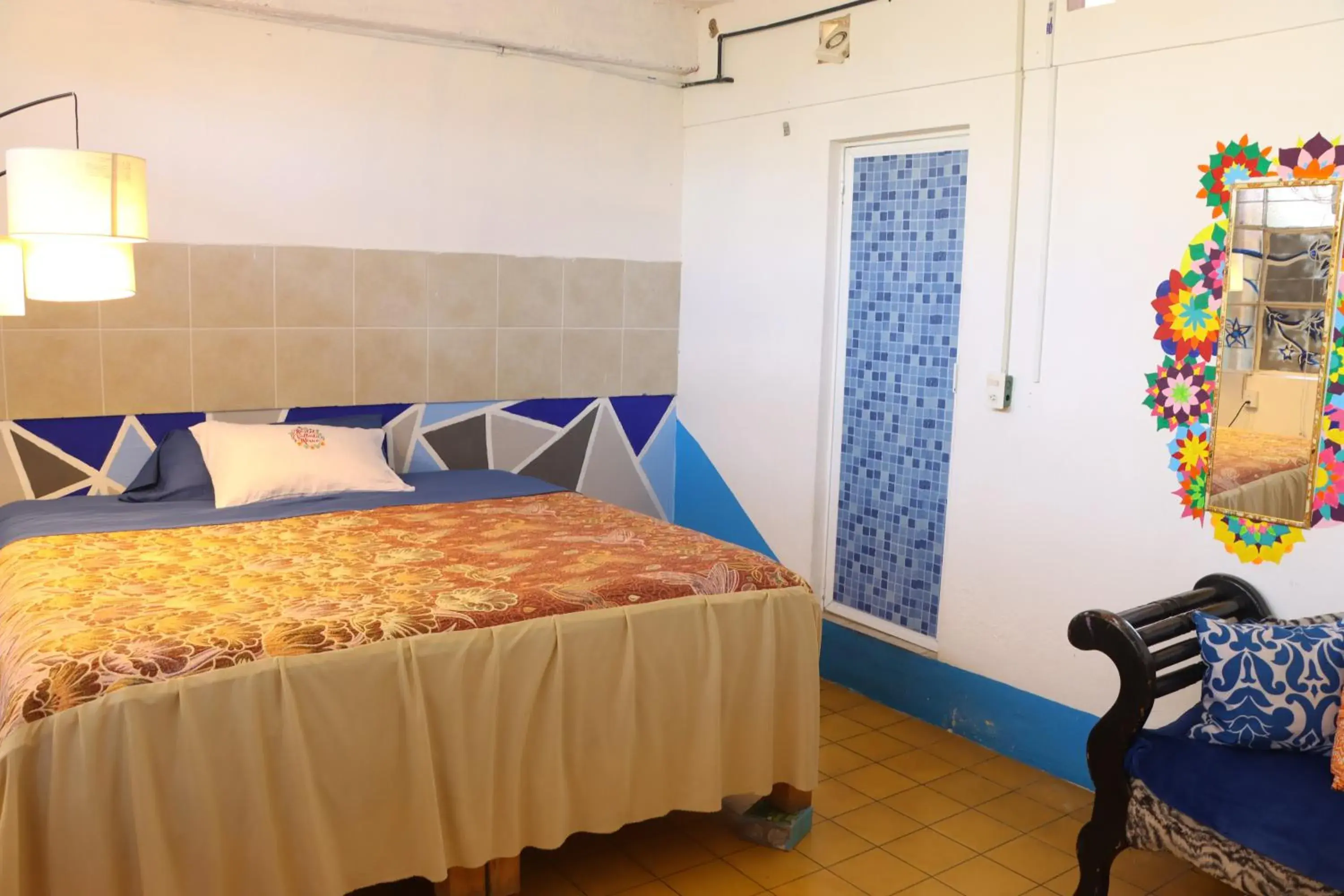 Deluxe King Room in Hostel Vallarta Deluxe King Room in Hostel Vallarta