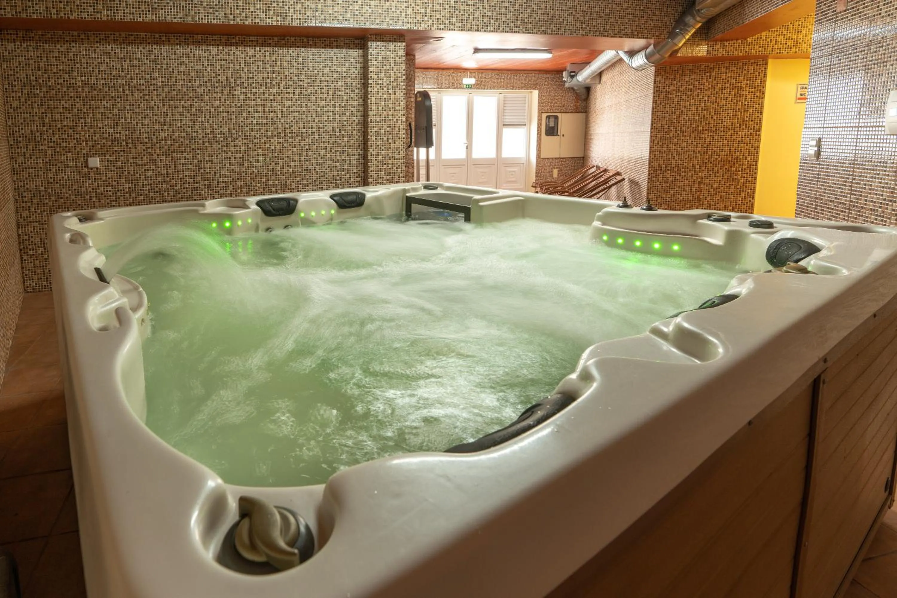 Hot Tub in TarmarPlace