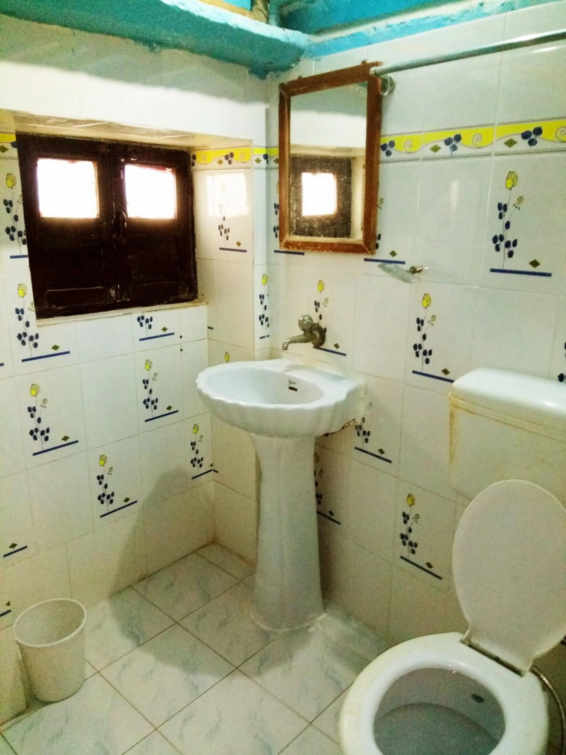 Hot Tub in Hotel Paradise