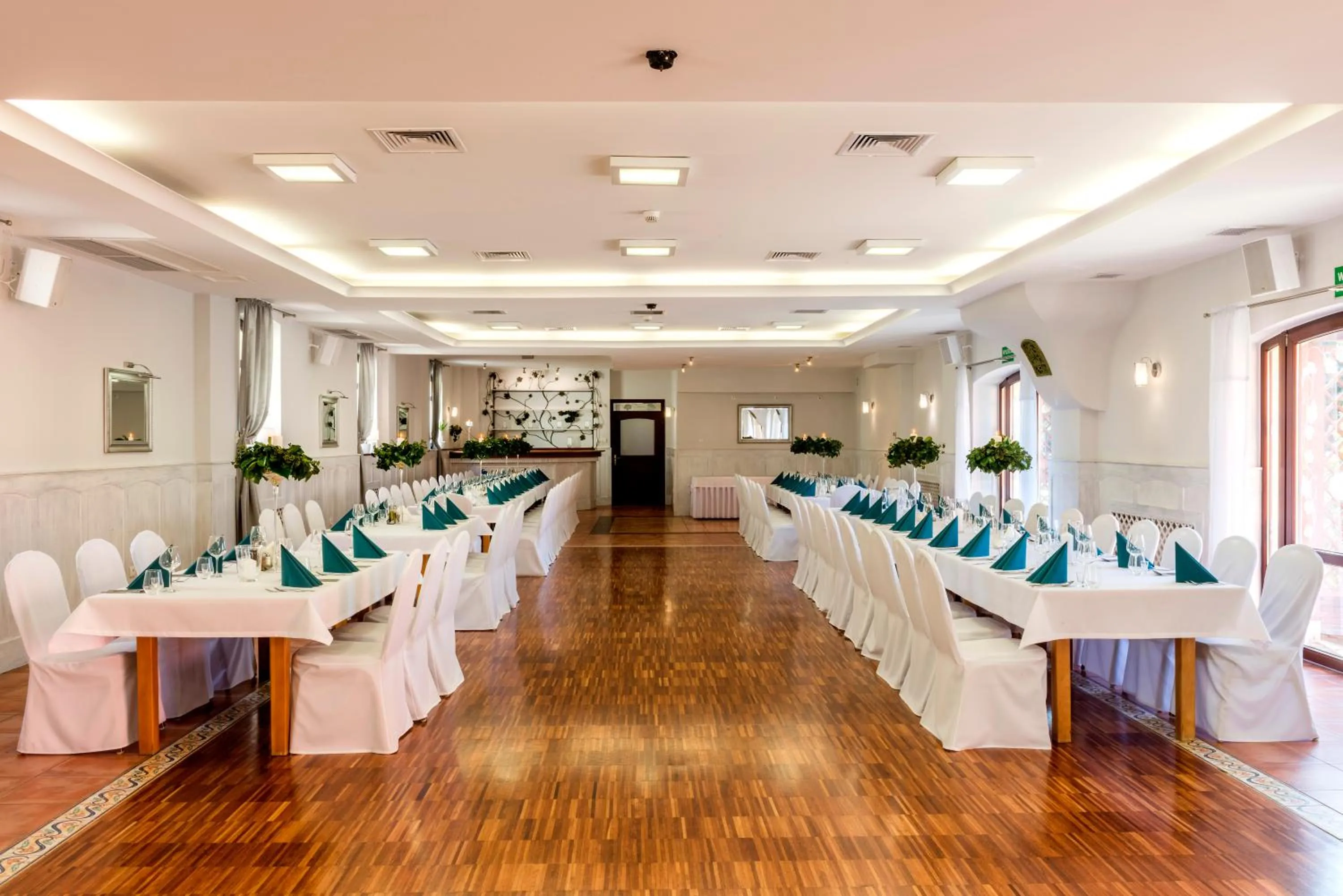 Banquet/Function facilities in Dworek 1885