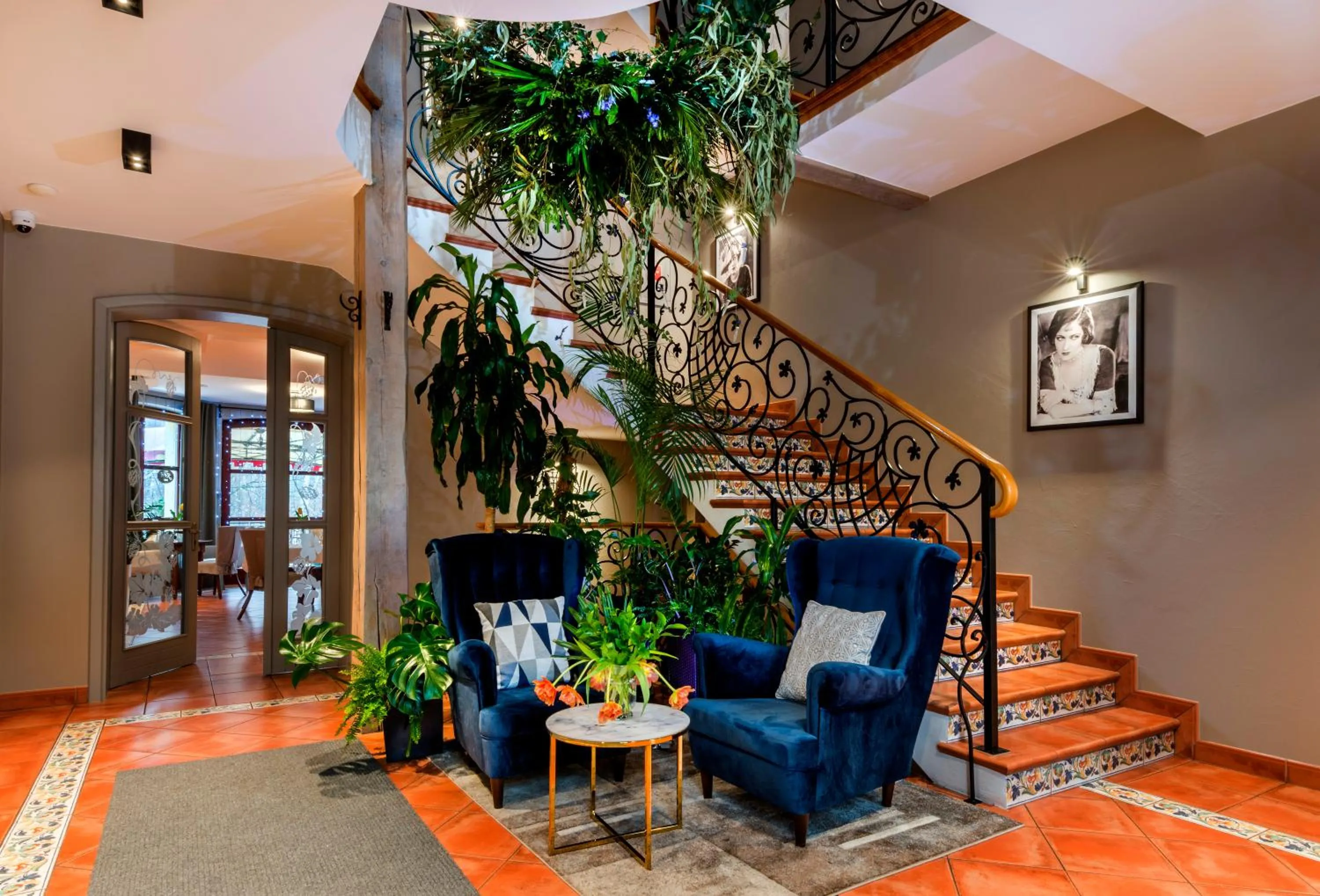 Lobby or reception in Dworek 1885