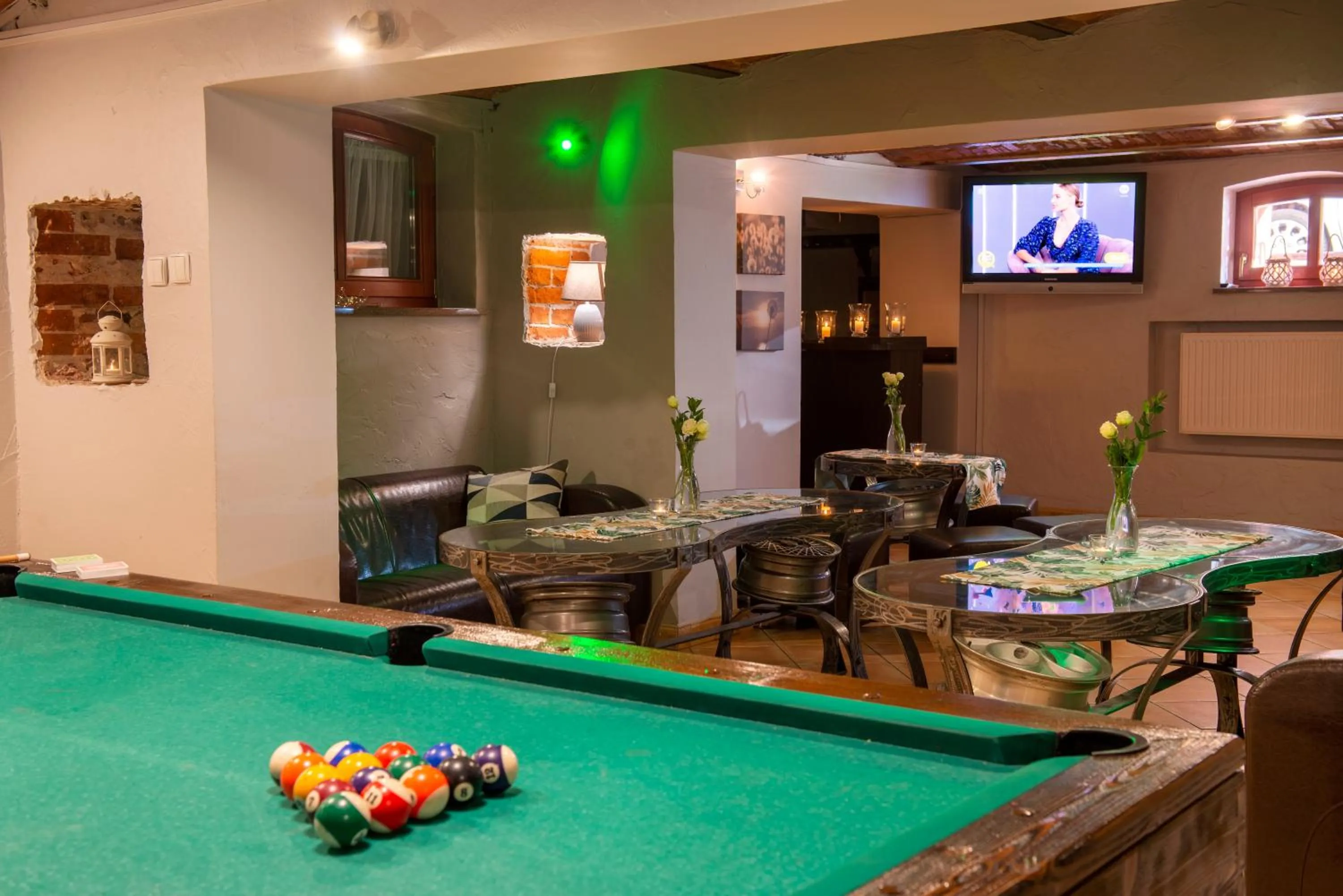 Communal lounge/ TV room in Dworek 1885