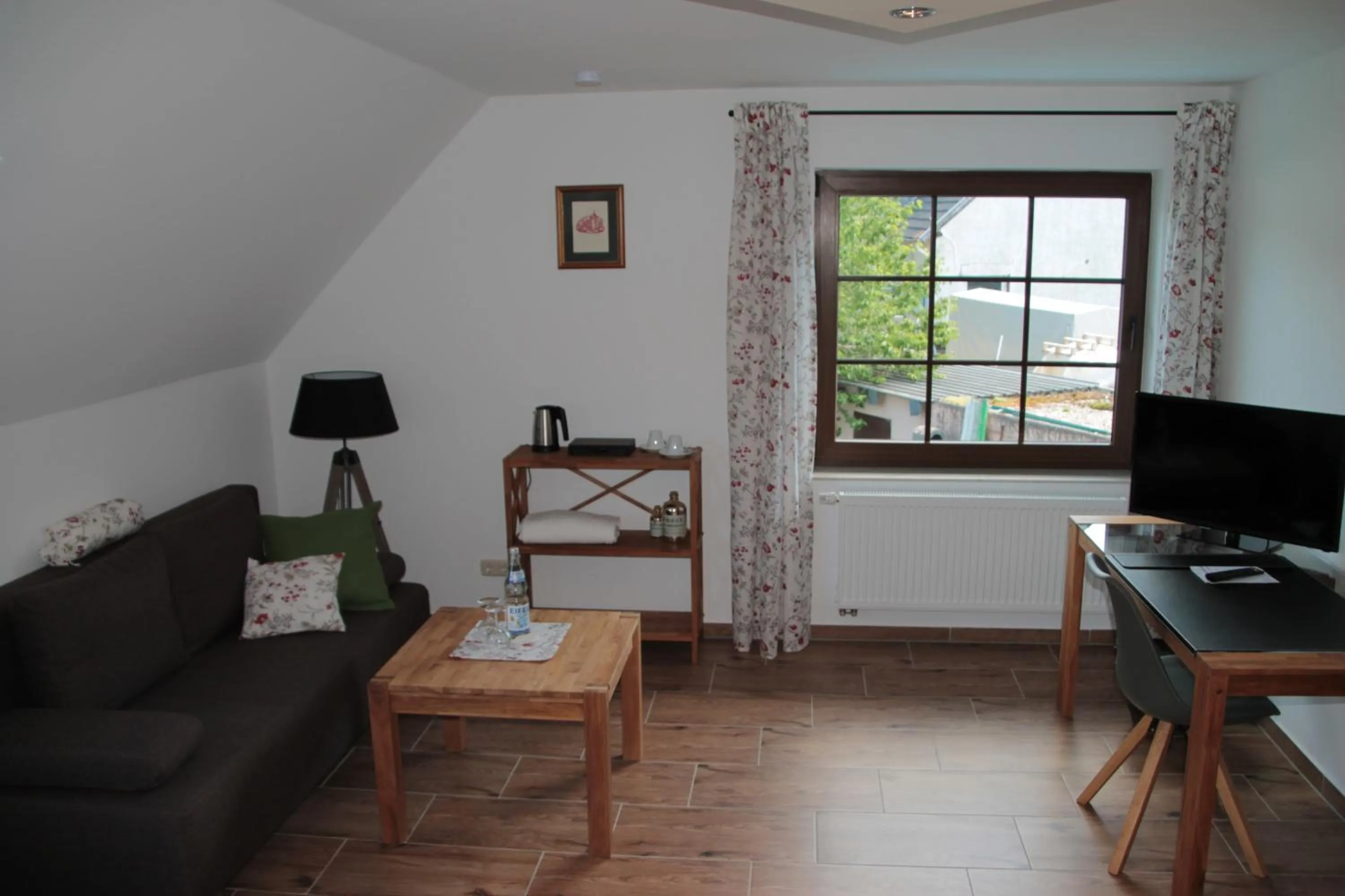 Photo of the whole room in Gästezimmer Gier