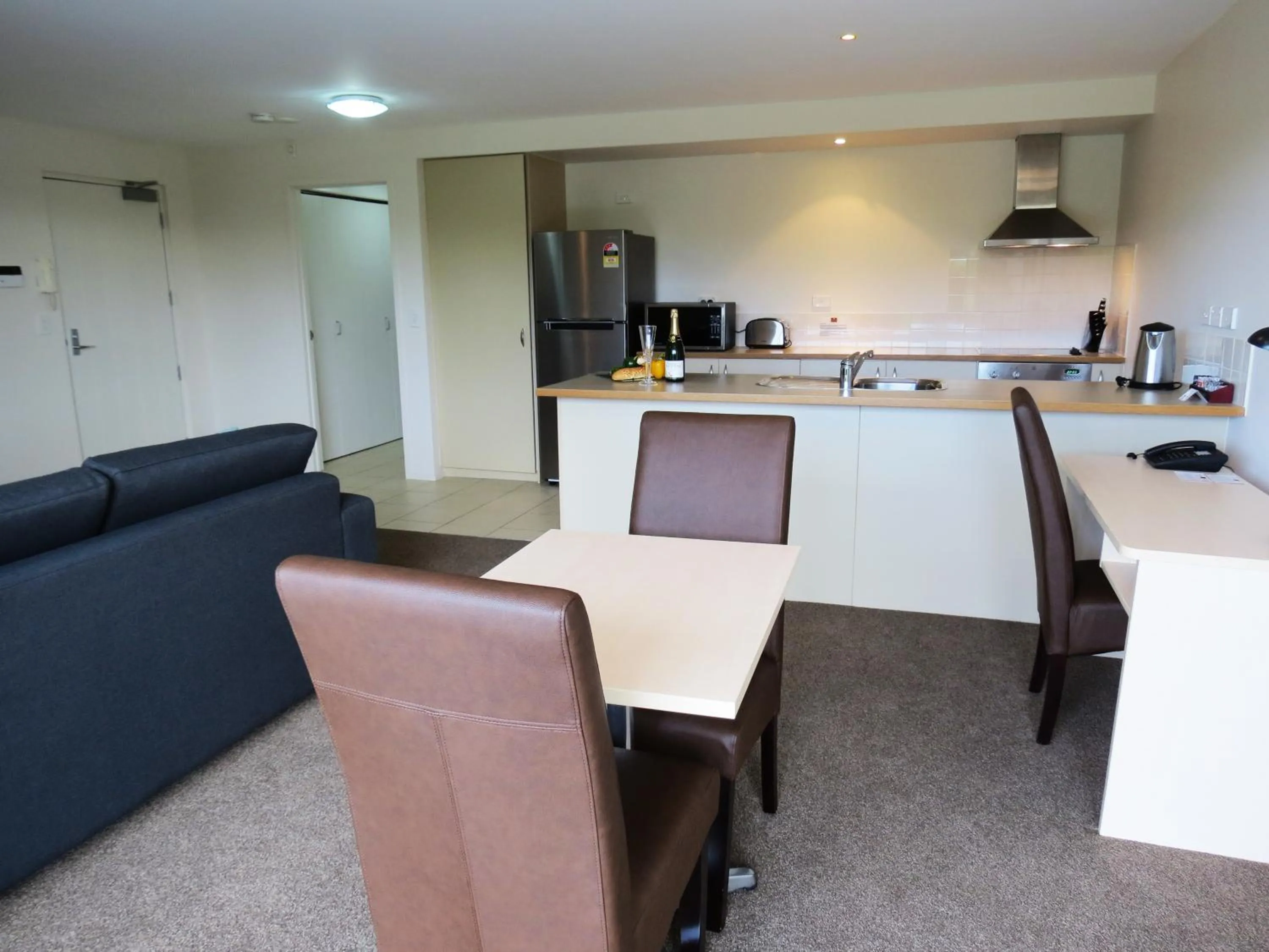 Dining area in Castle Newhaven