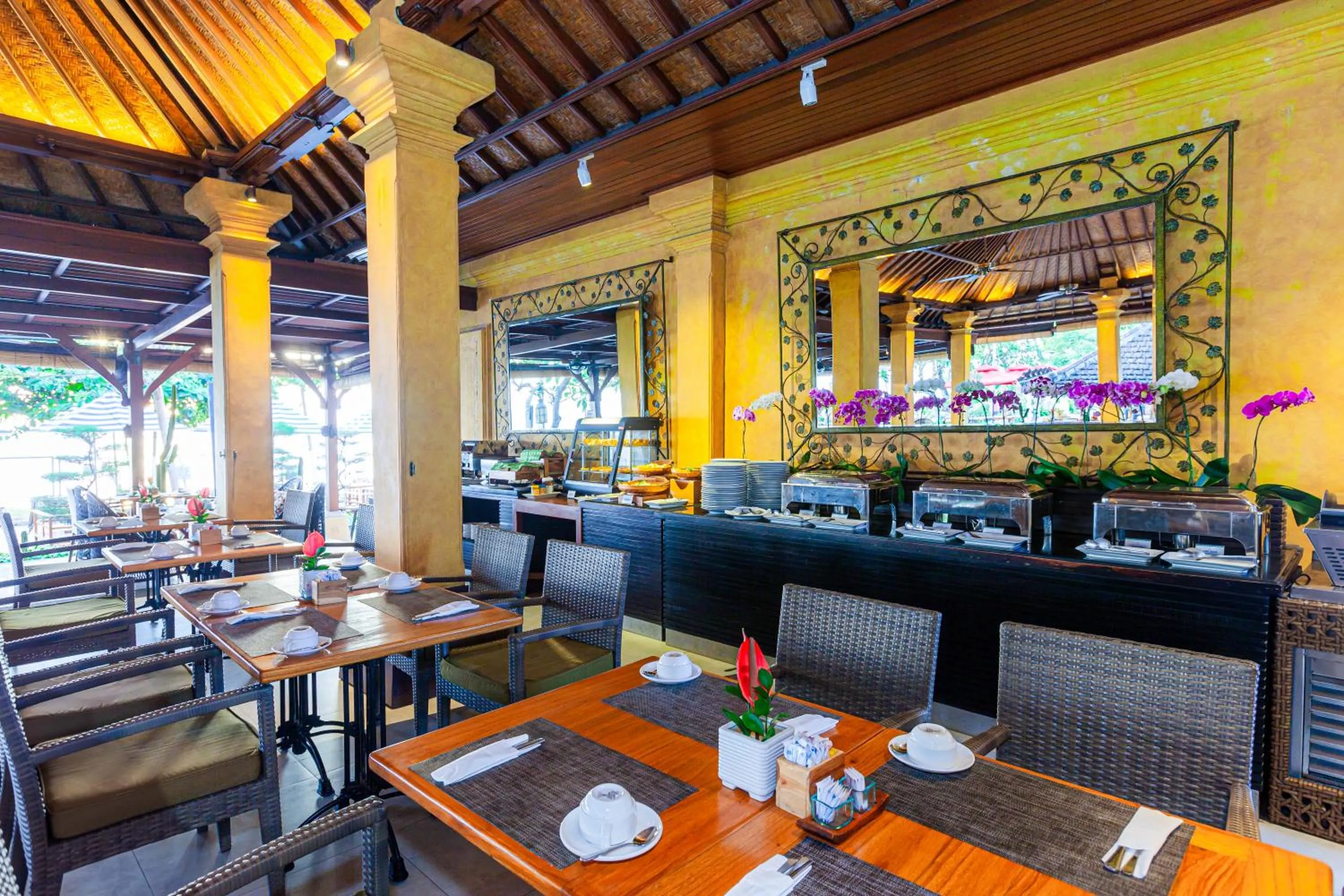 Breakfast in Griya Santrian a Beach Resort And Spa