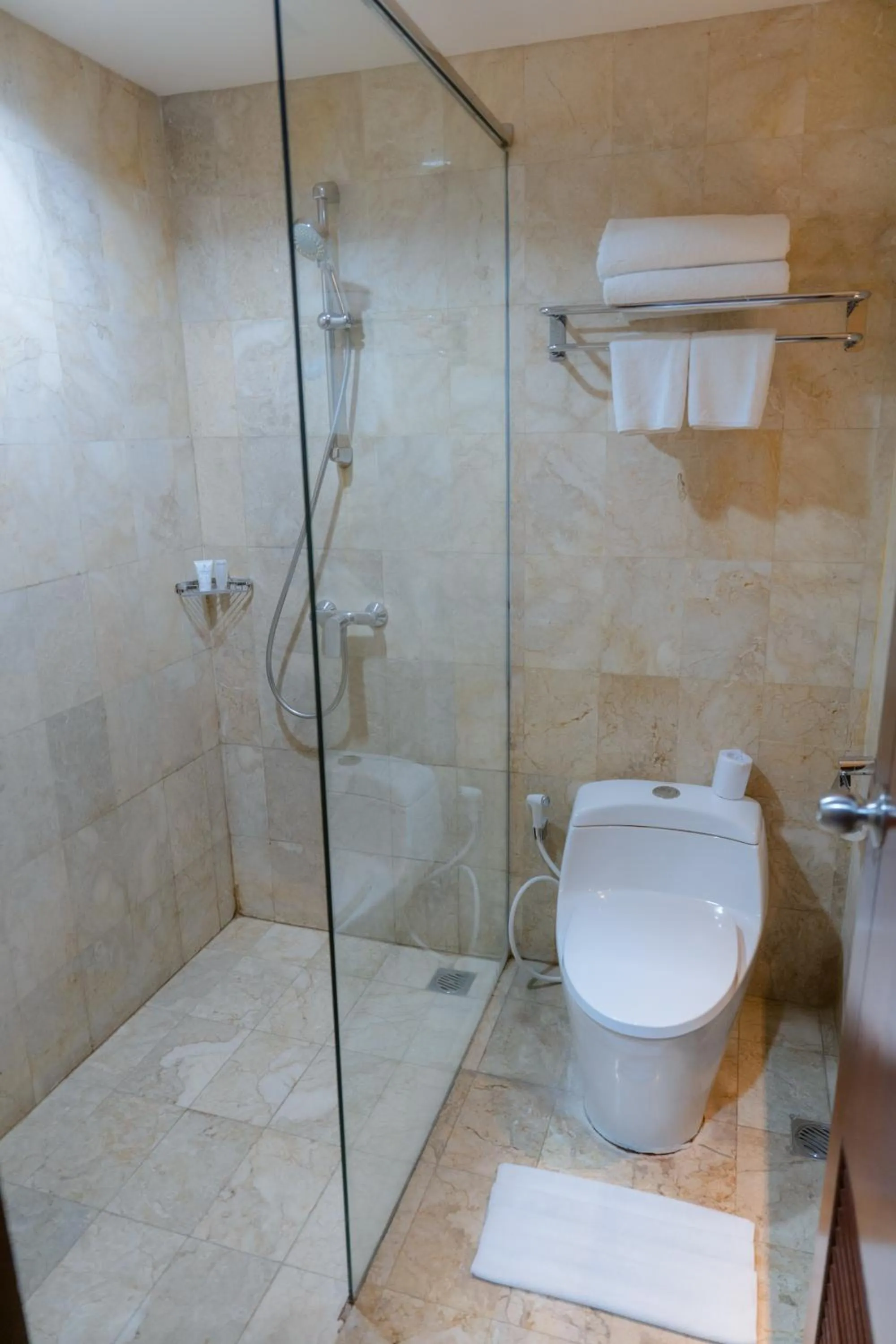 Bathroom in Griya Santrian a Beach Resort And Spa