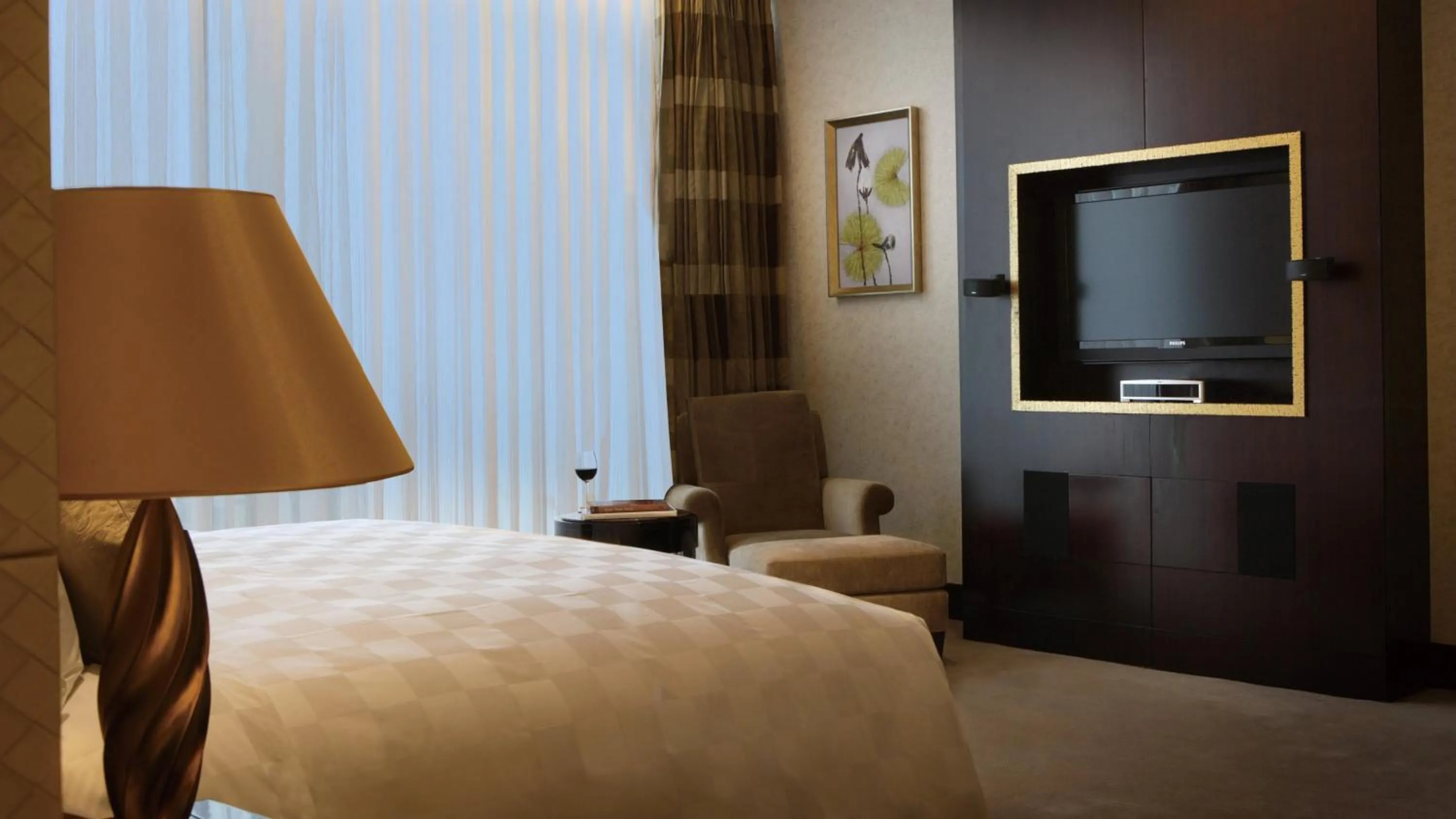 Photo of the whole room, Bed in InterContinental Dalian by IHG