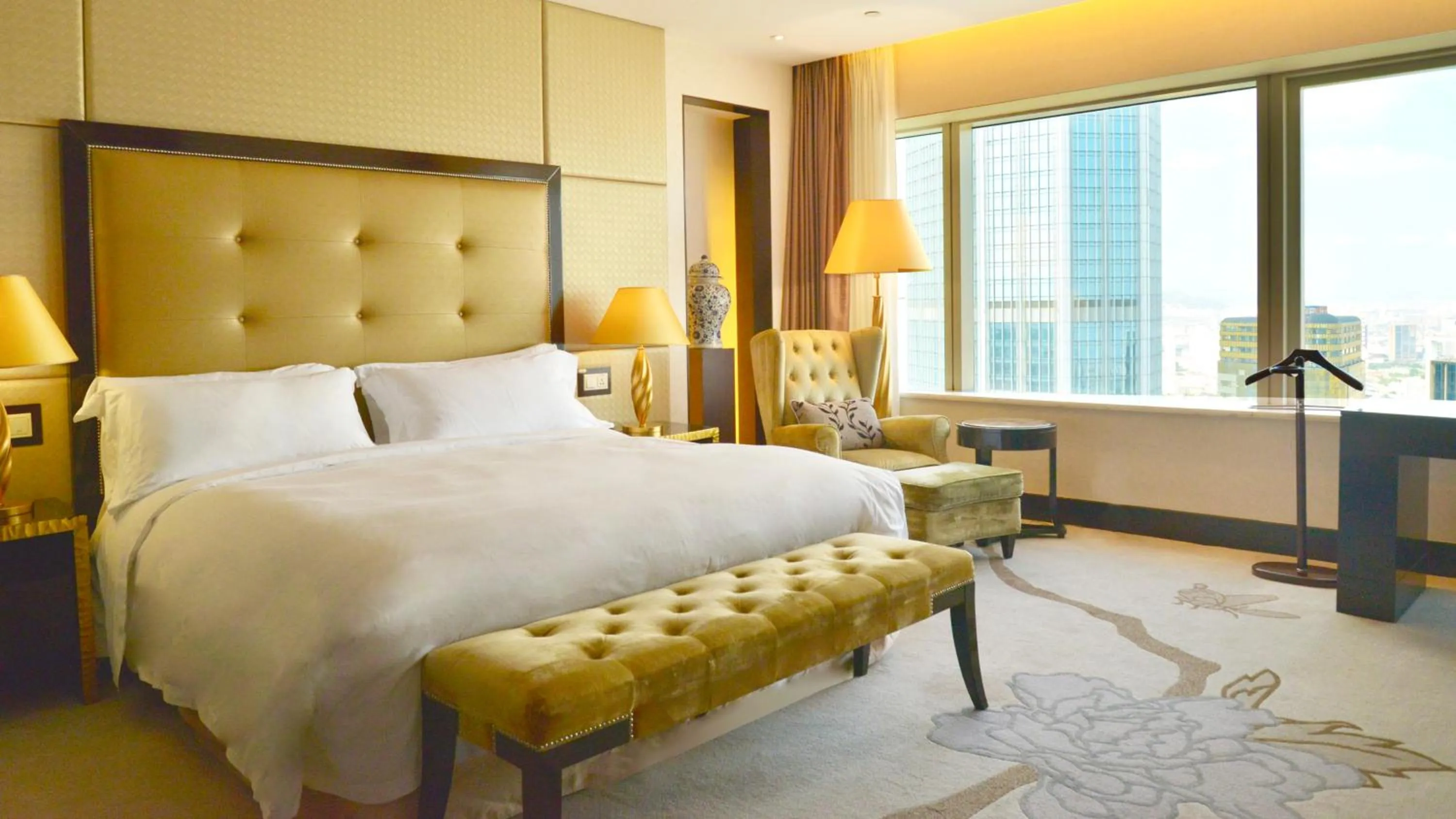 Photo of the whole room, Bed in InterContinental Dalian by IHG