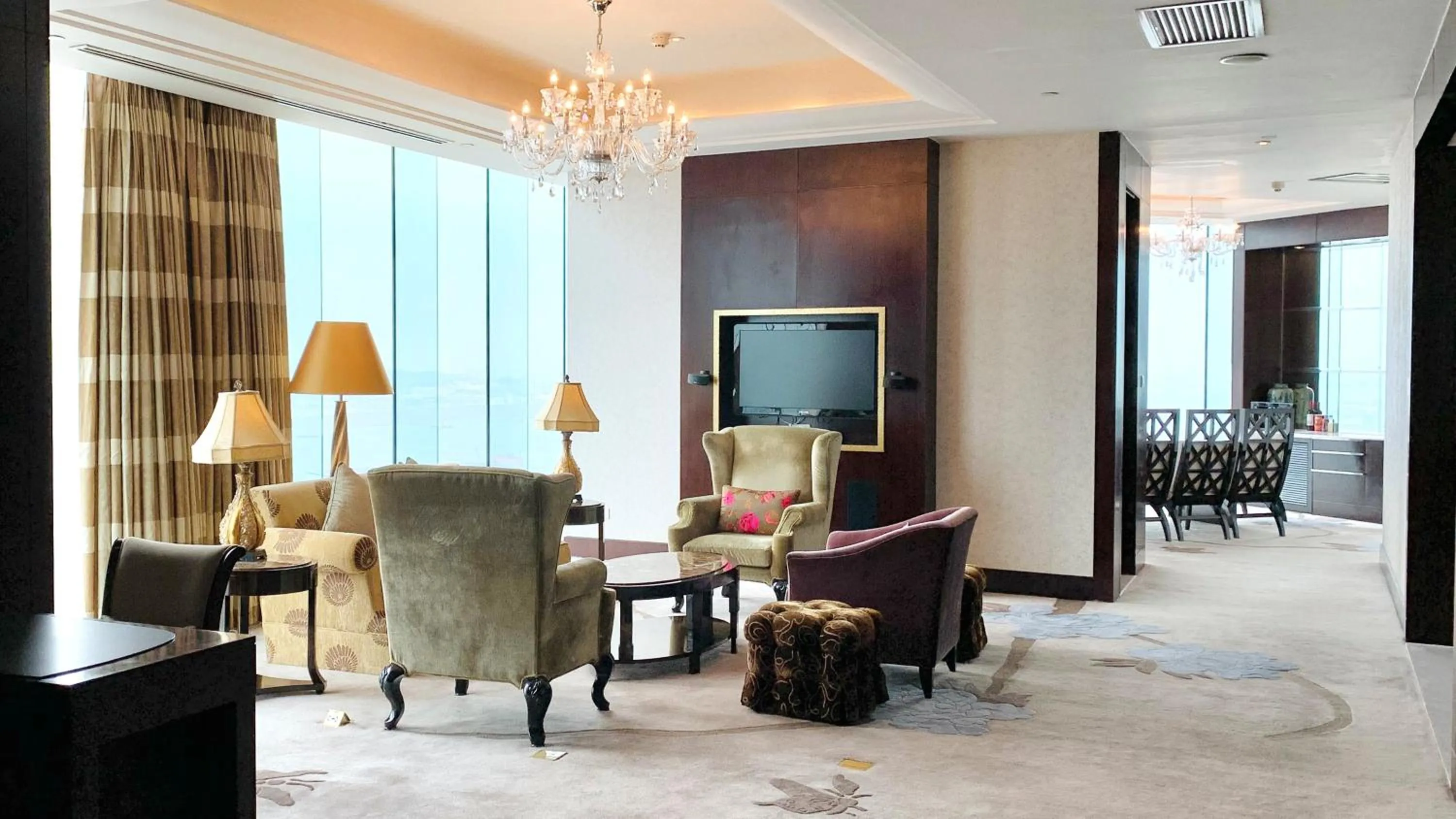 Photo of the whole room in InterContinental Dalian by IHG