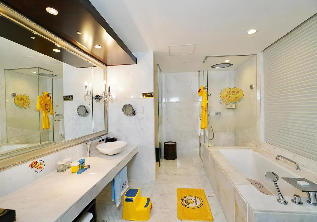 Toilet in InterContinental Dalian by IHG