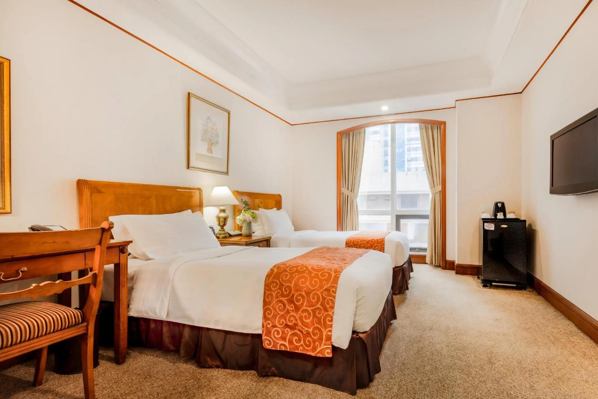 Bed in Richmonde Hotel Ortigas, Manila