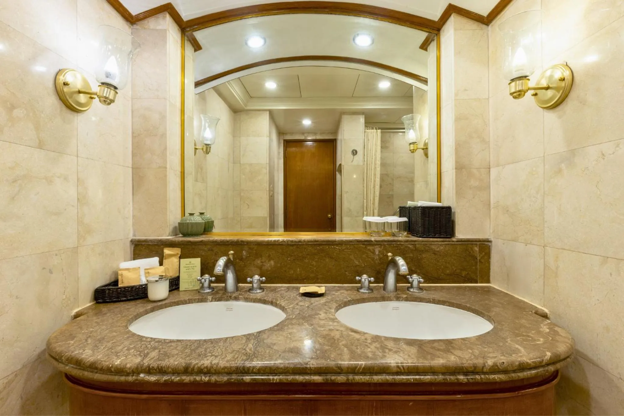 Bathroom in Richmonde Hotel Ortigas, Manila