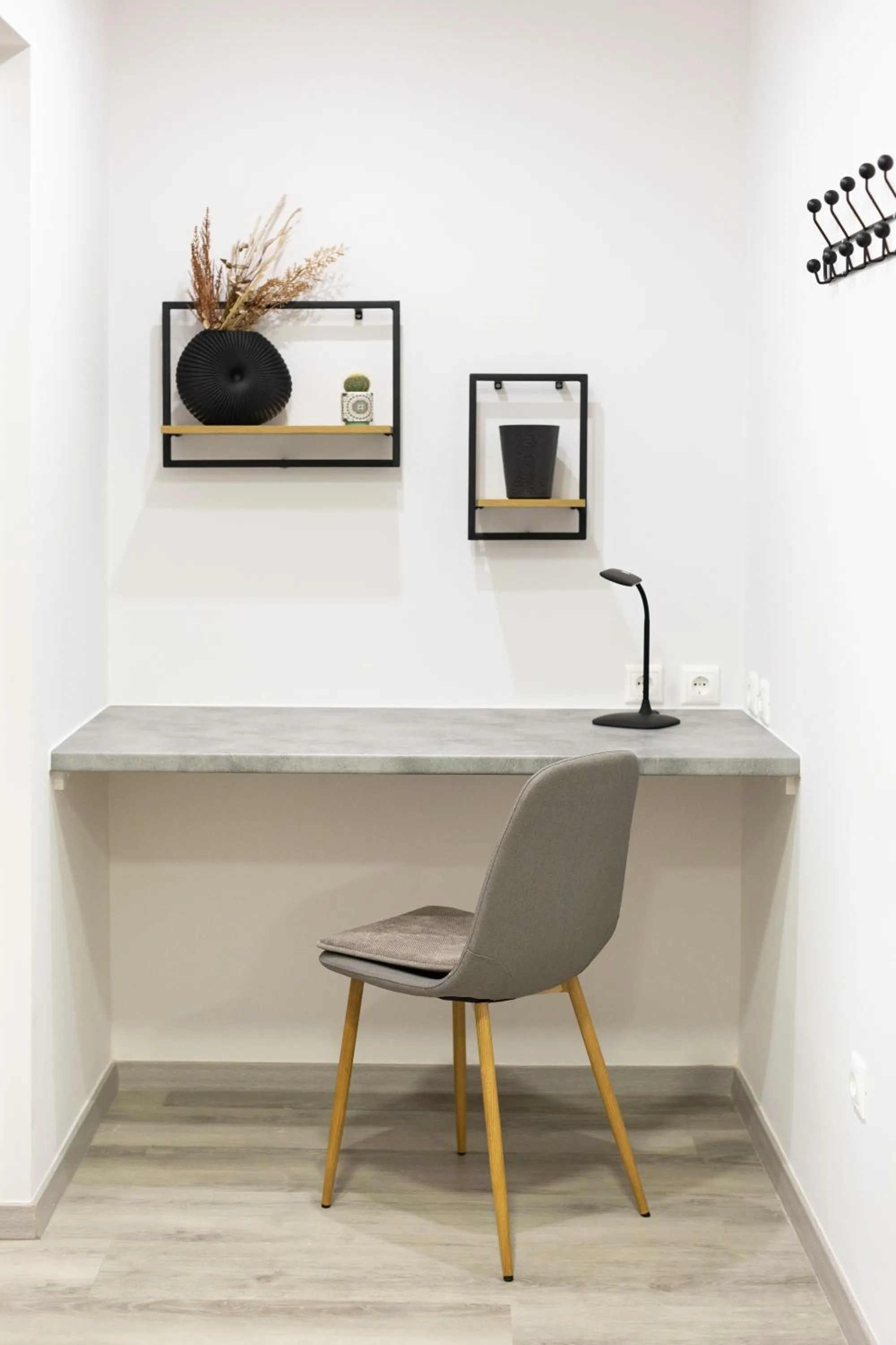 Decorative detail in Apartments Historical Center