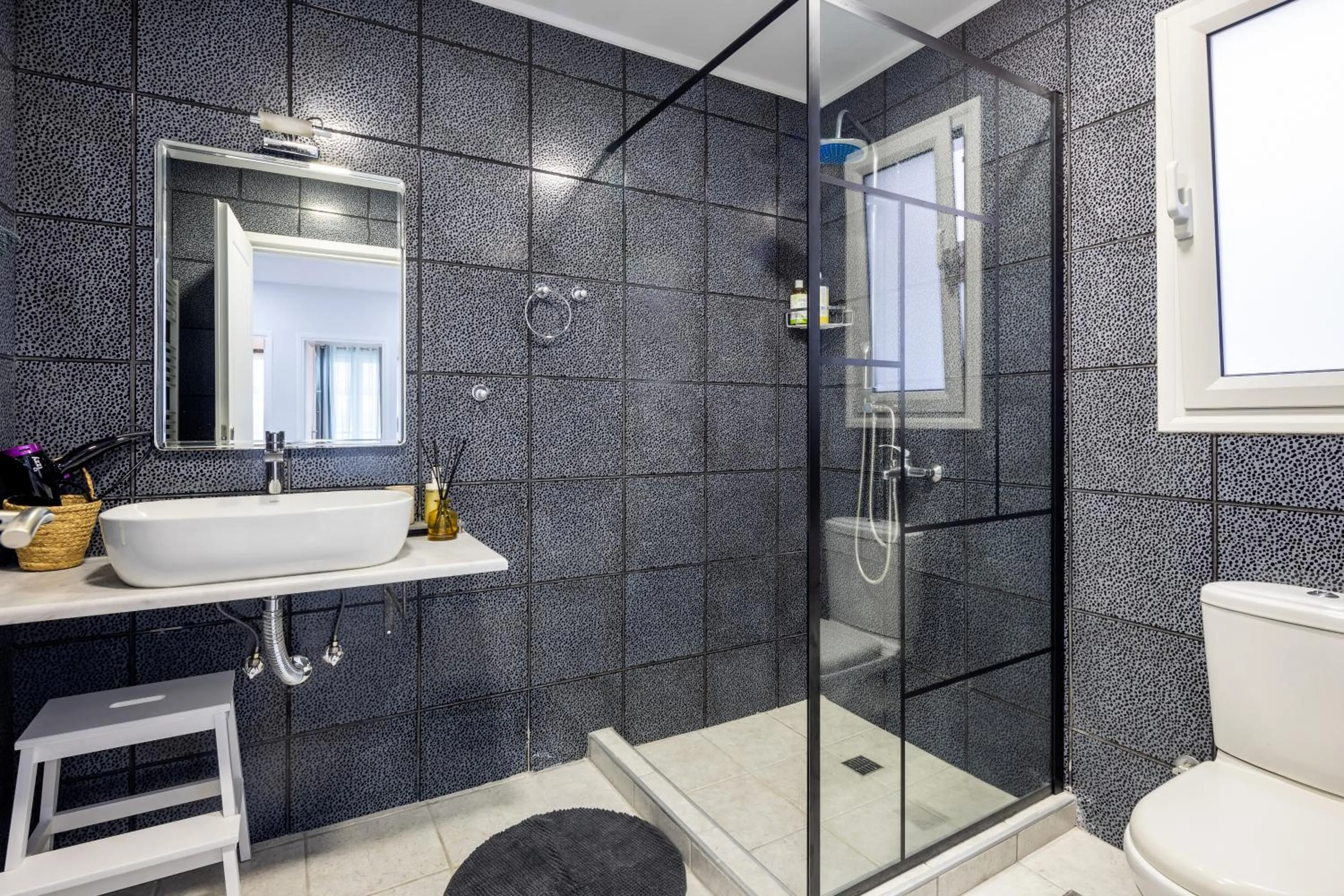 Bathroom in Apartments Historical Center