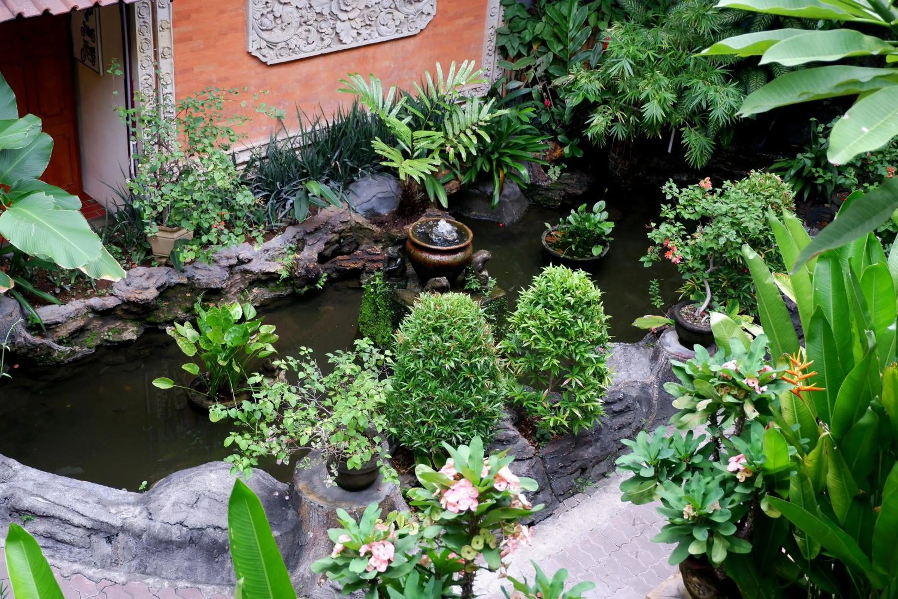 Garden in Seminyak Paradiso Hotel