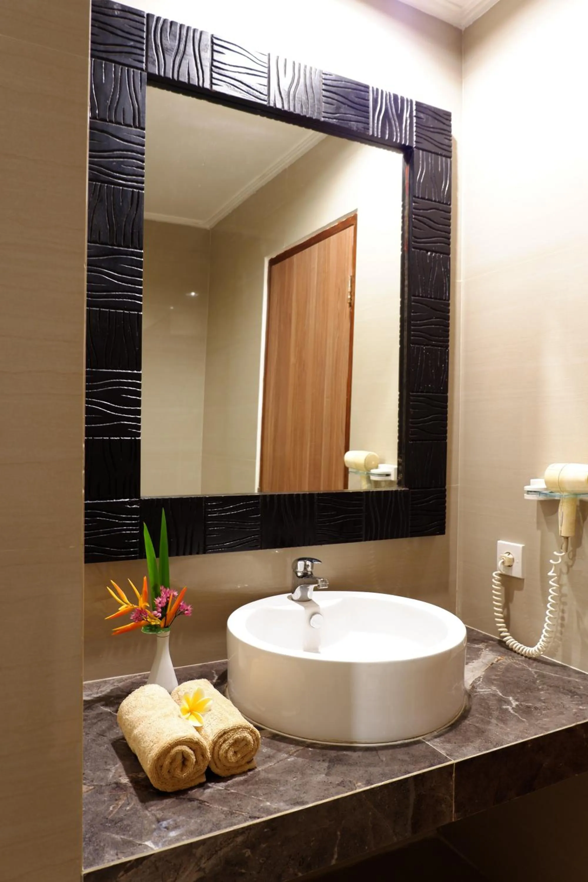 Bathroom in Seminyak Paradiso Hotel