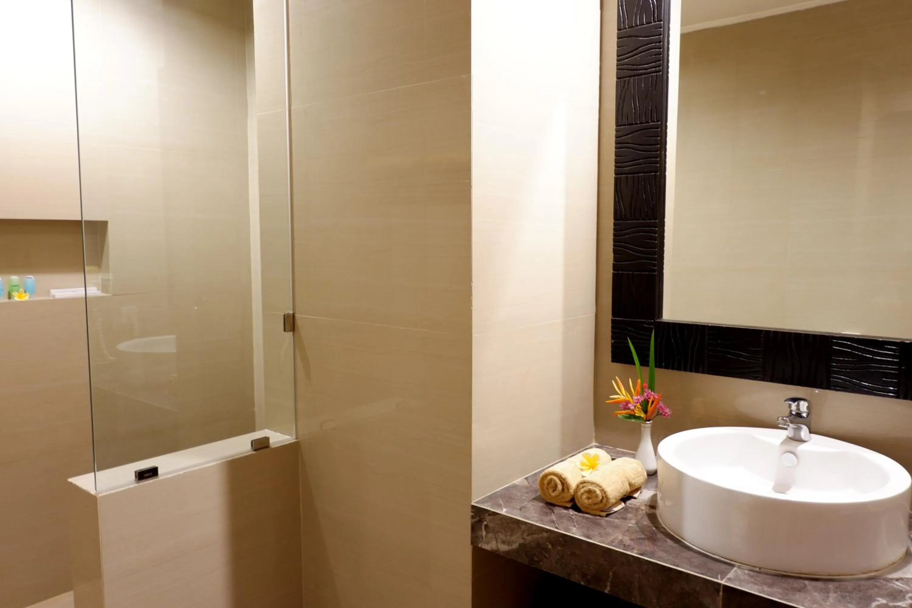 Bathroom in Seminyak Paradiso Hotel