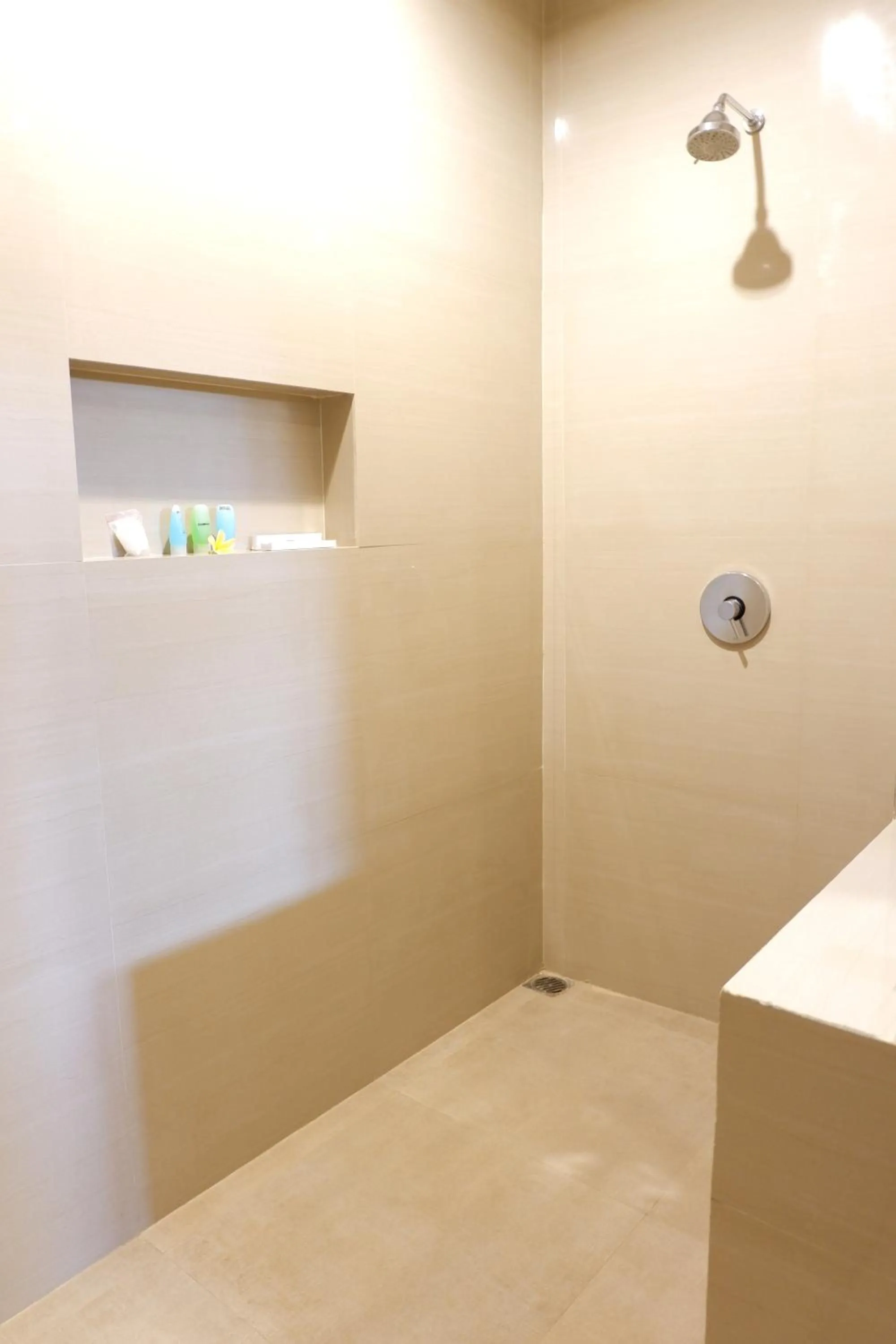 Shower in Seminyak Paradiso Hotel