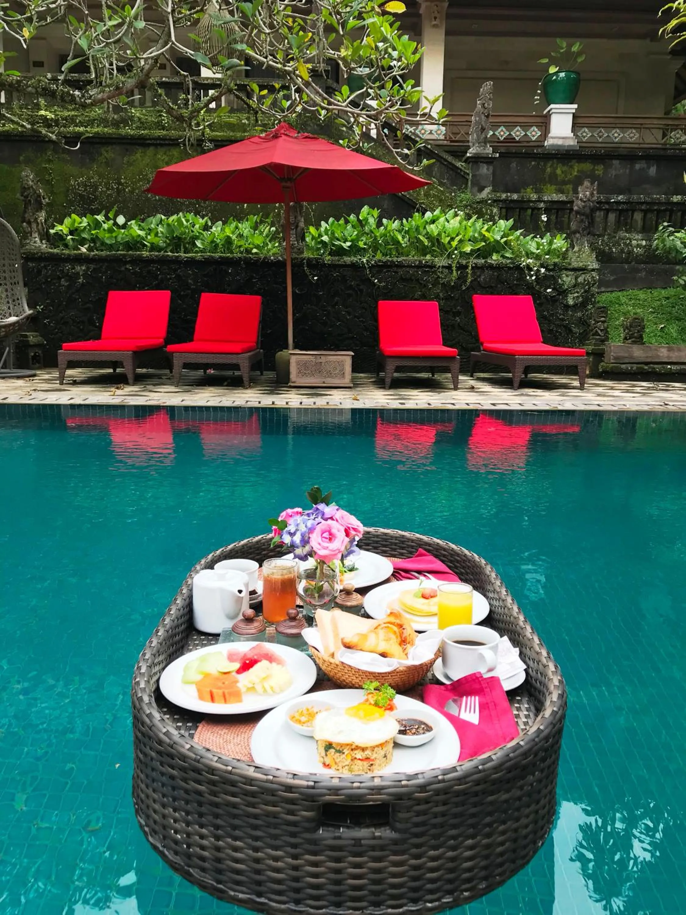 Food and drinks in Arma Museum & Resort