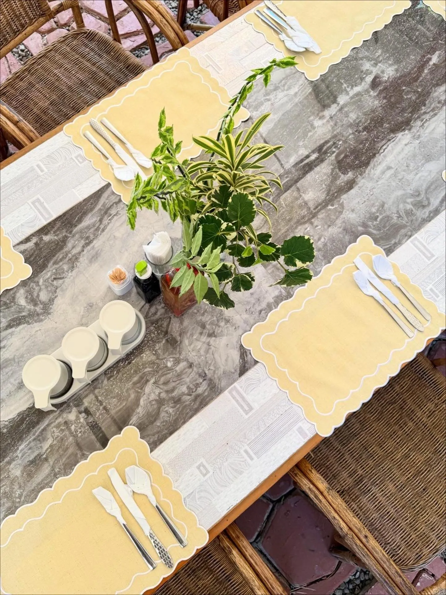 Deep Forest Garden Hotel