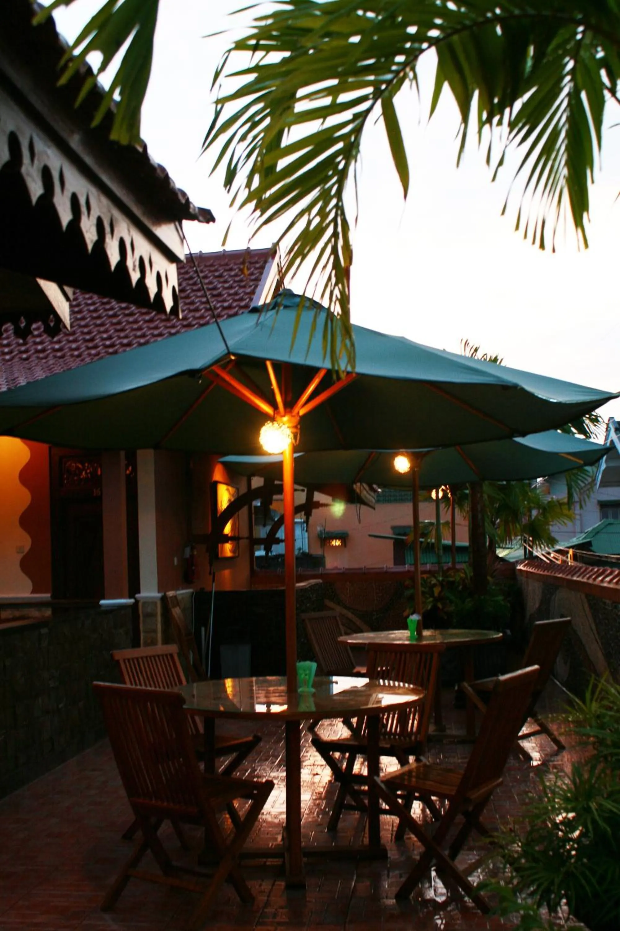 Night, Restaurant/Places to Eat in Hotel 1001 Malam