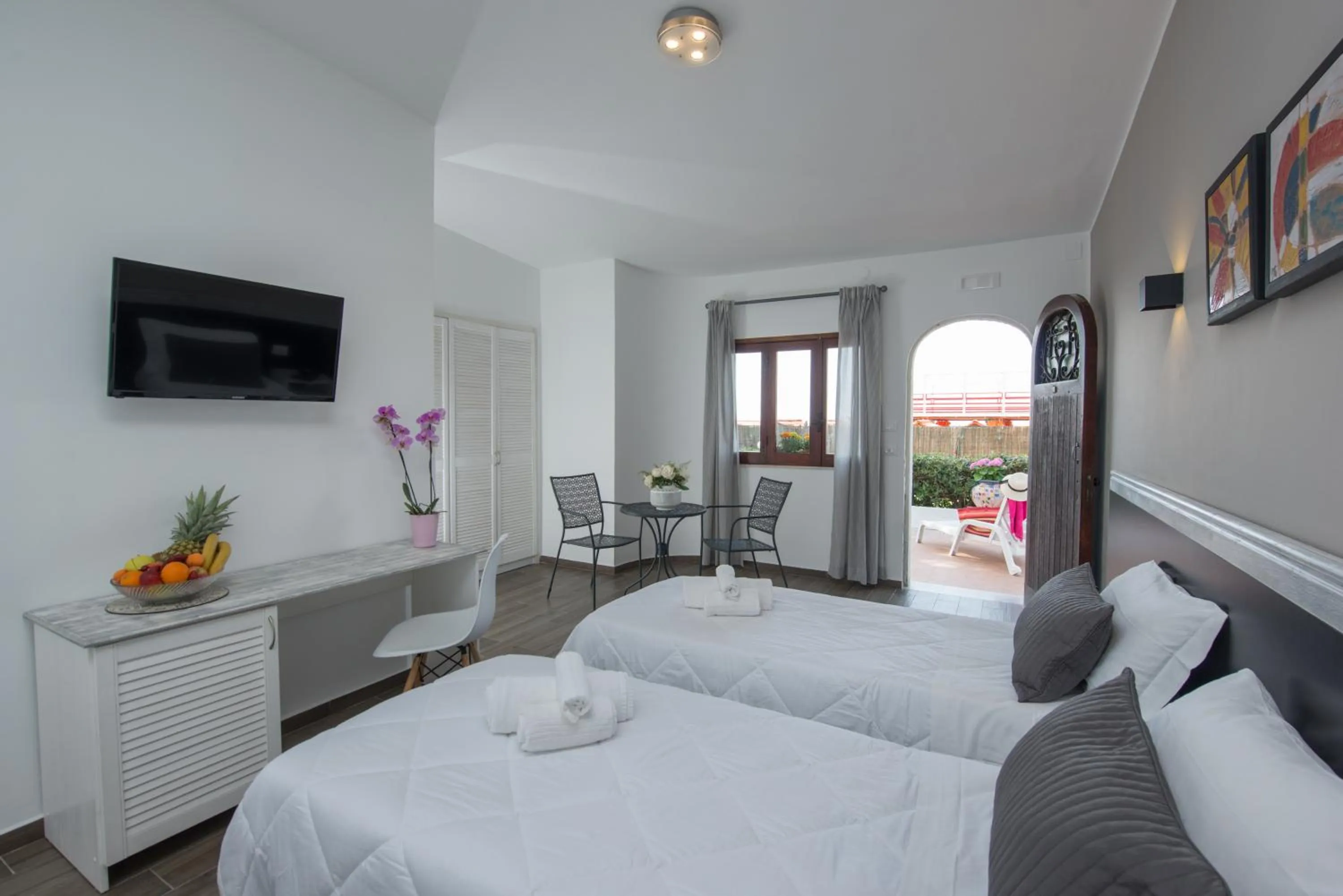 Bed in Hotel Baia D'oro