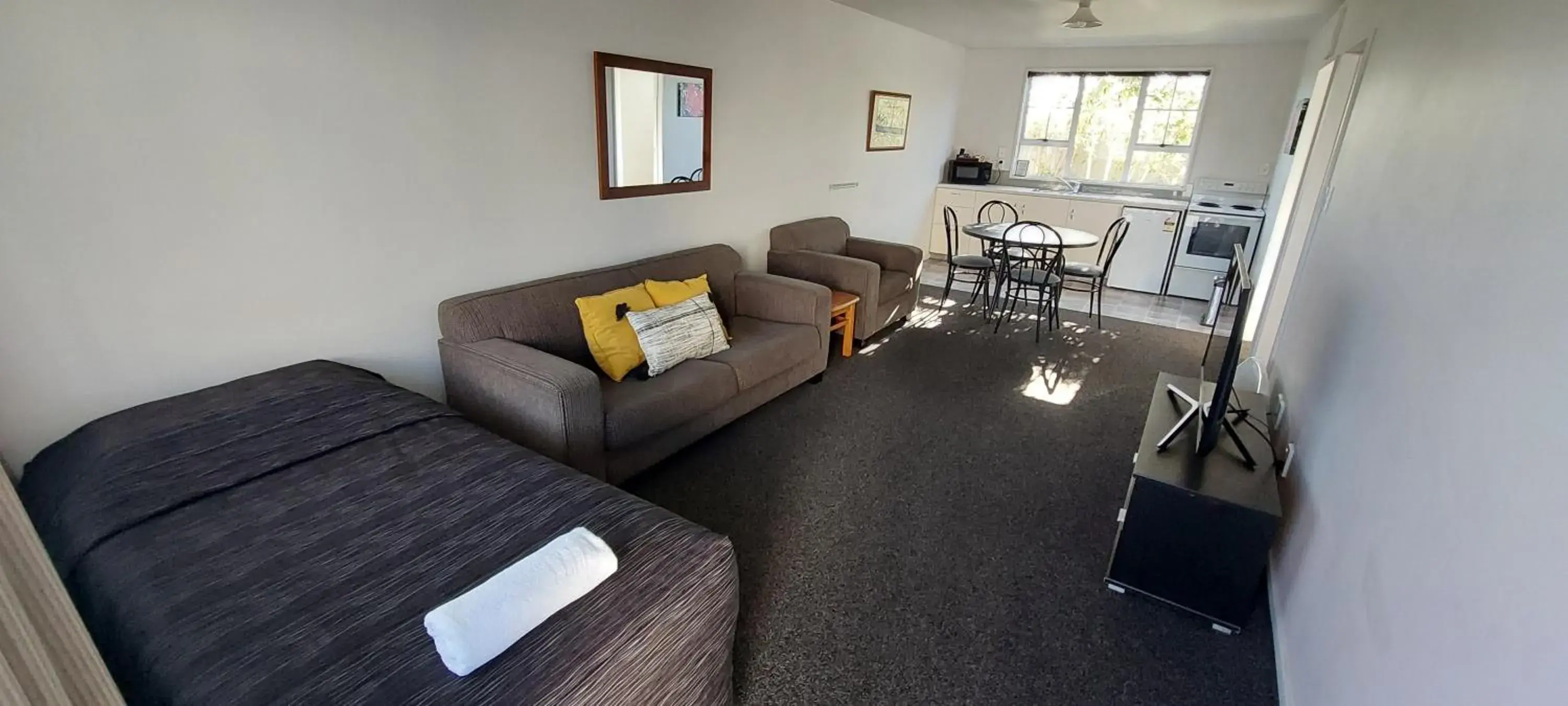 One-Bedroom Apartment in Fitzherbert Court Motel One-Bedroom Apartment in Fitzherbert Court Motel