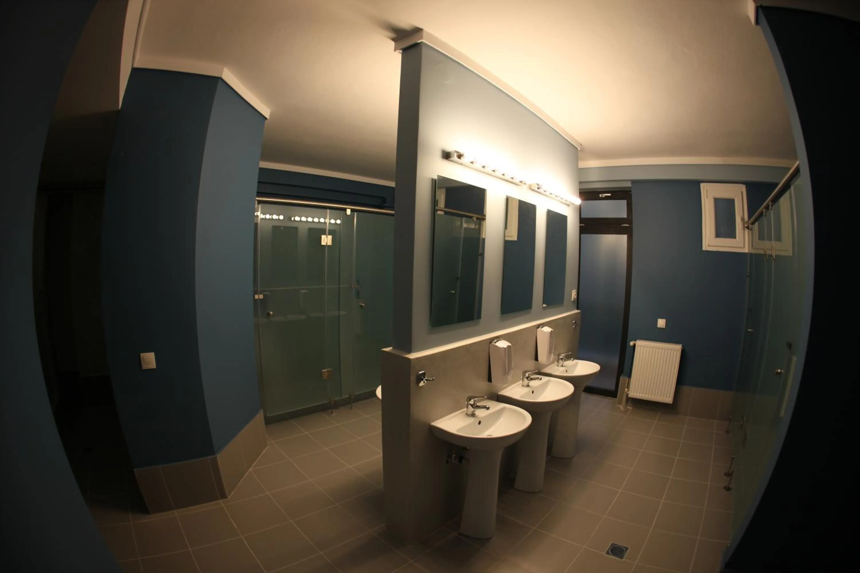 Area and facilities in Stay Hybrid Youth Hostel