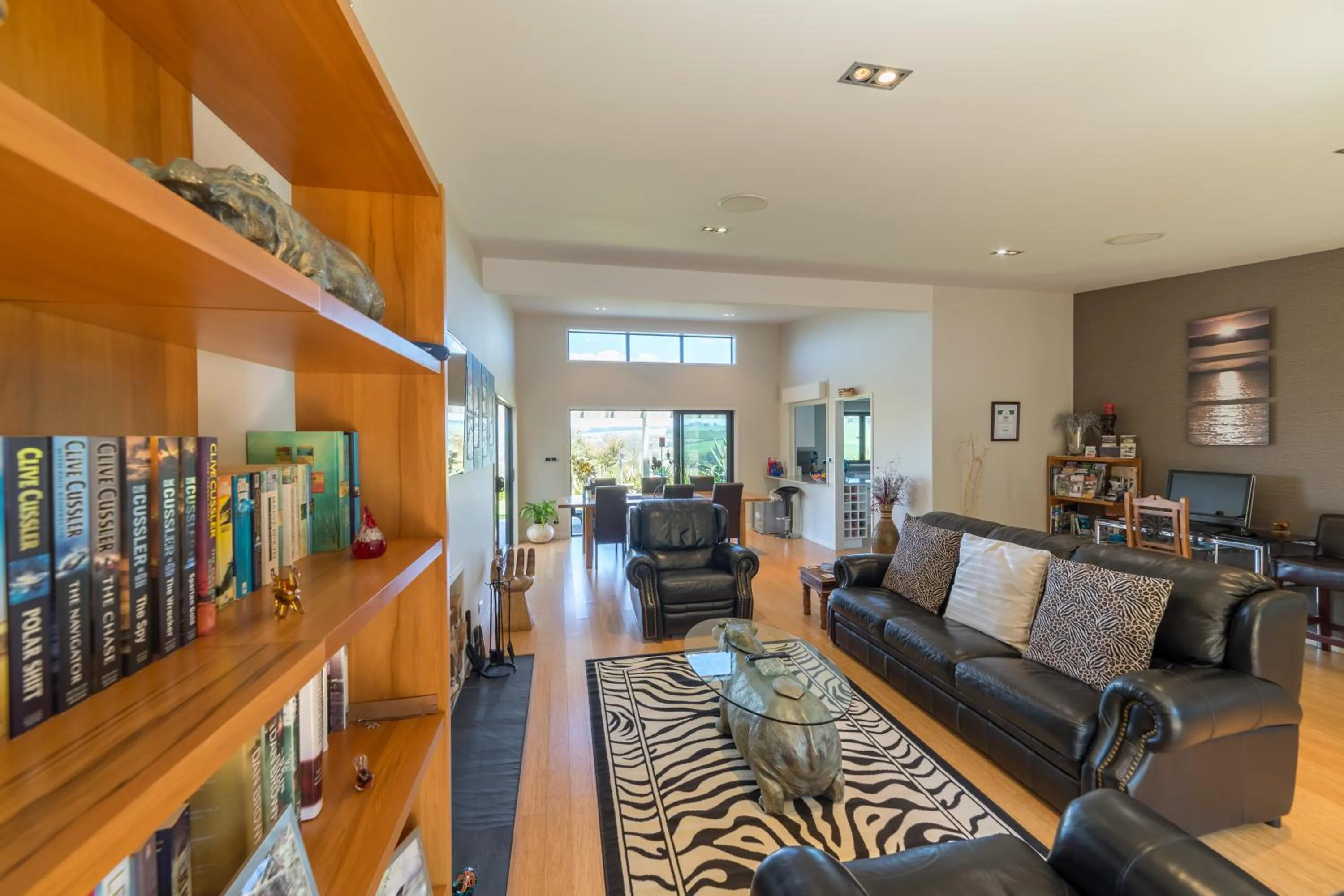 Library in City Lights Boutique Lodge