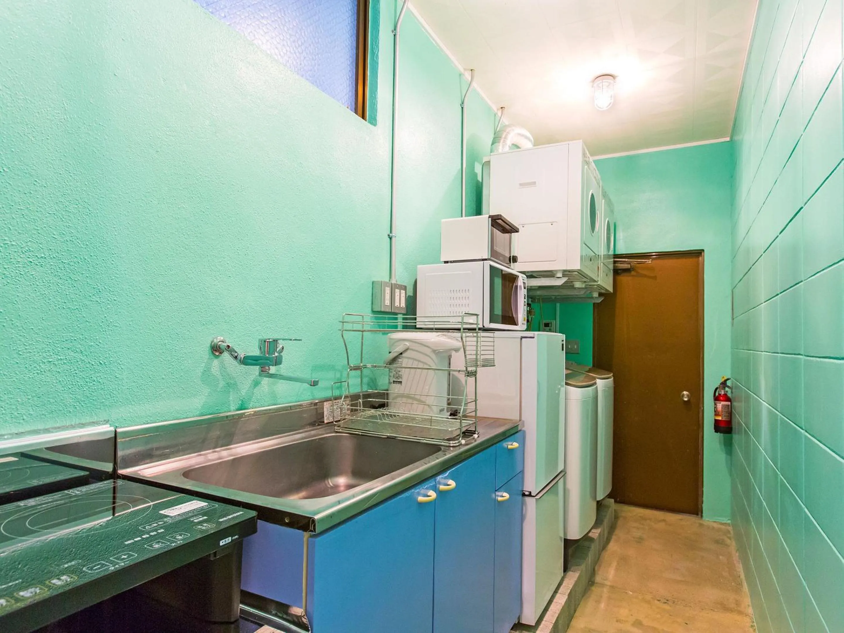 Communal kitchen in Seawall Hostel