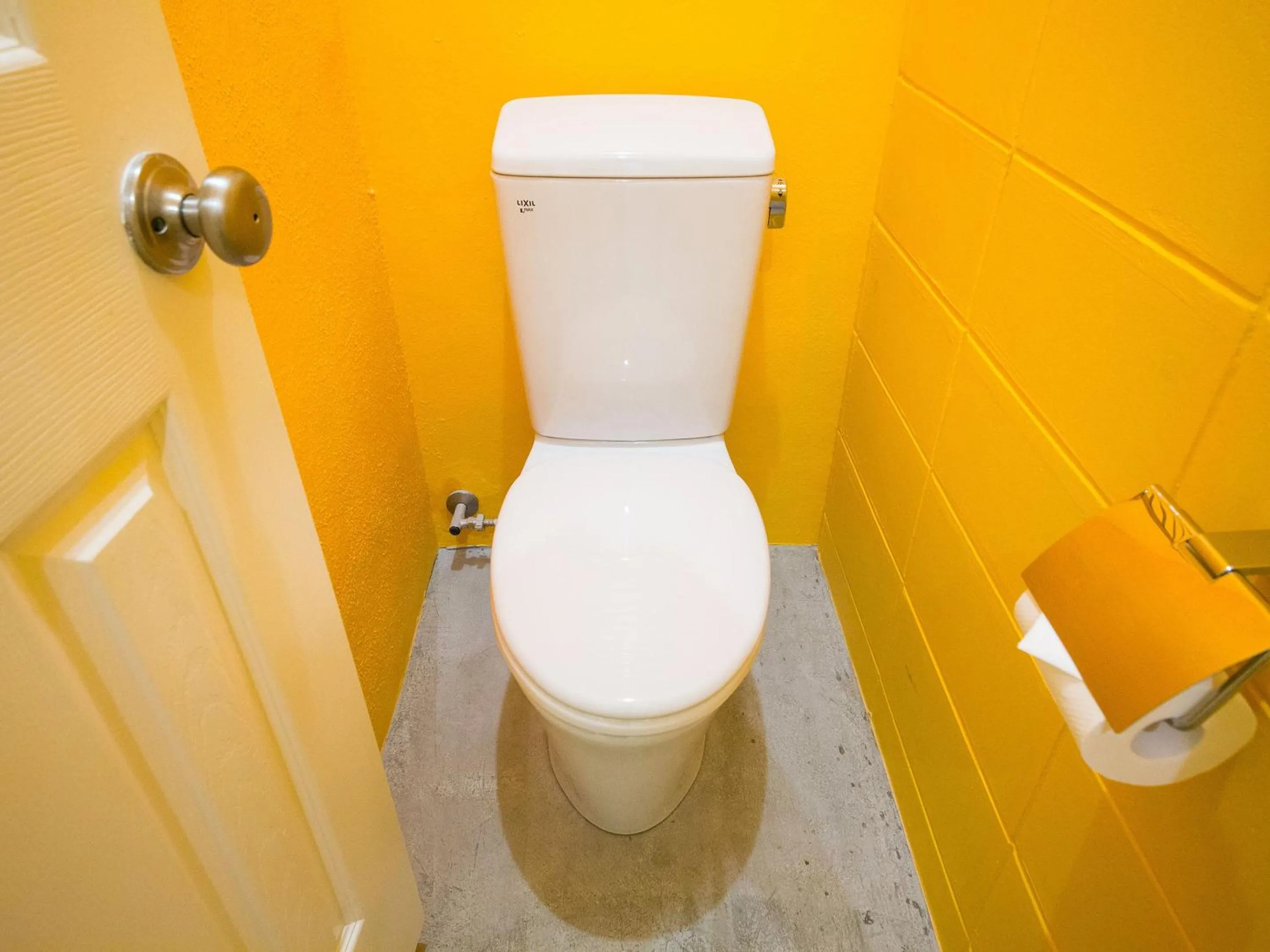 Area and facilities in Seawall Hostel