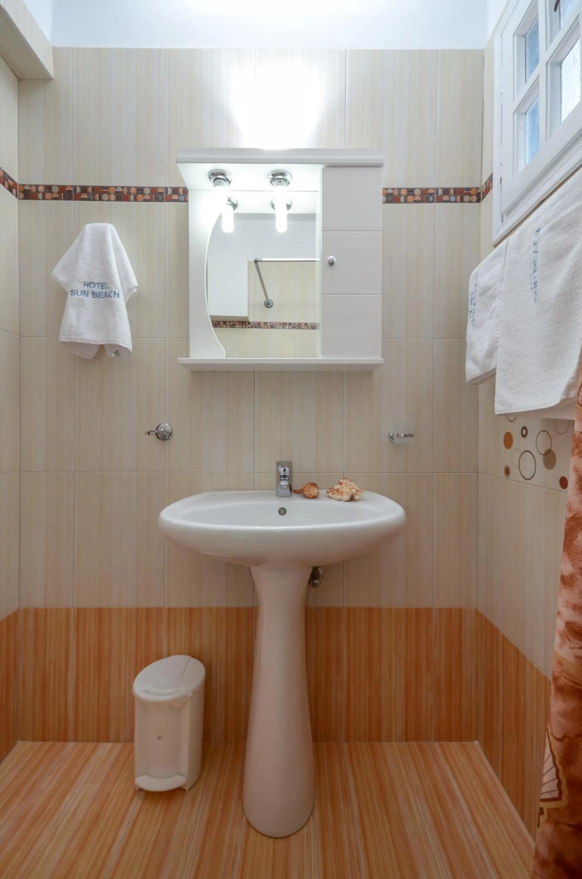 Shower in Sun Beach Hotel