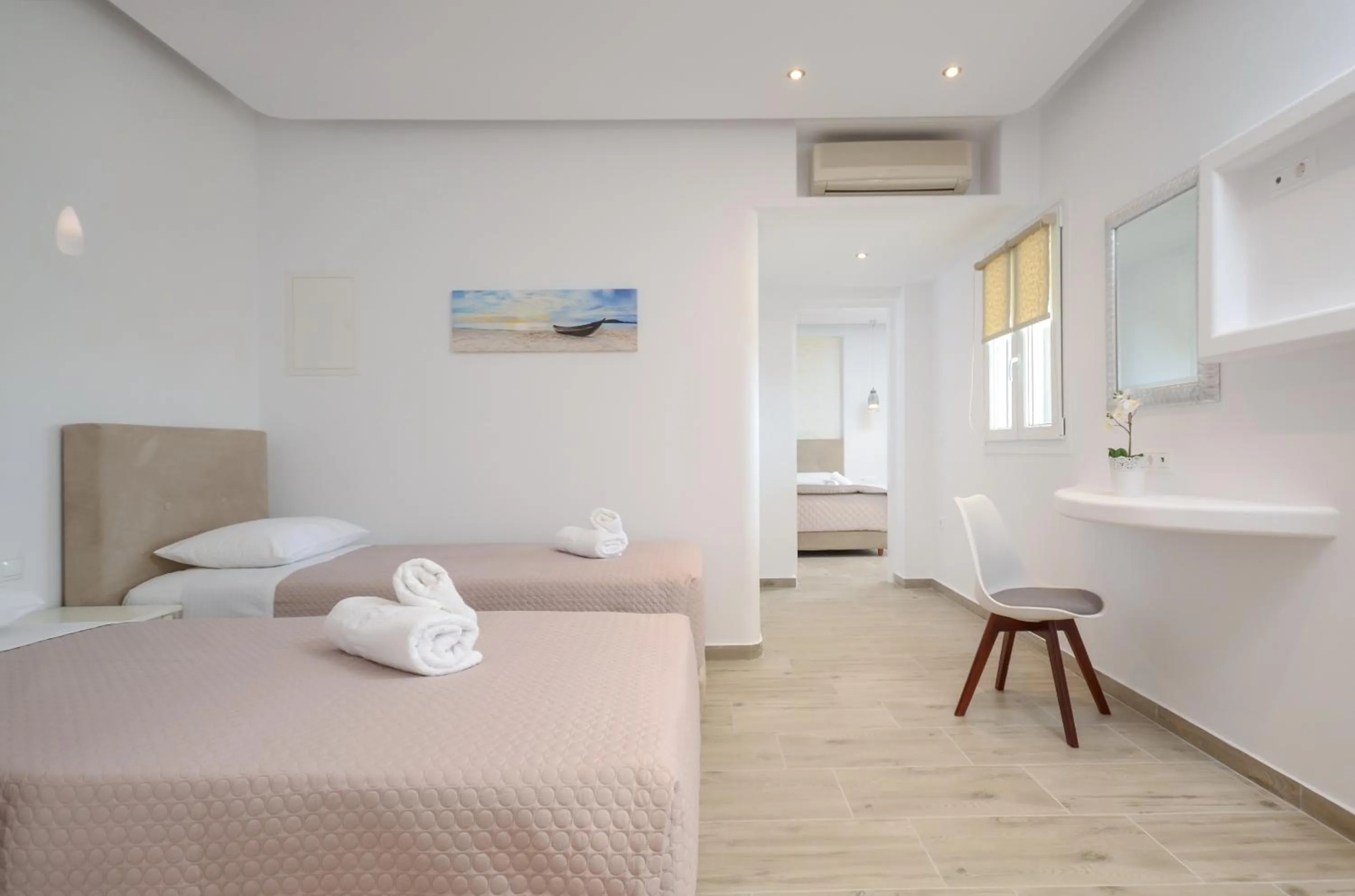 Photo of the whole room, Bed in Sun Beach Hotel