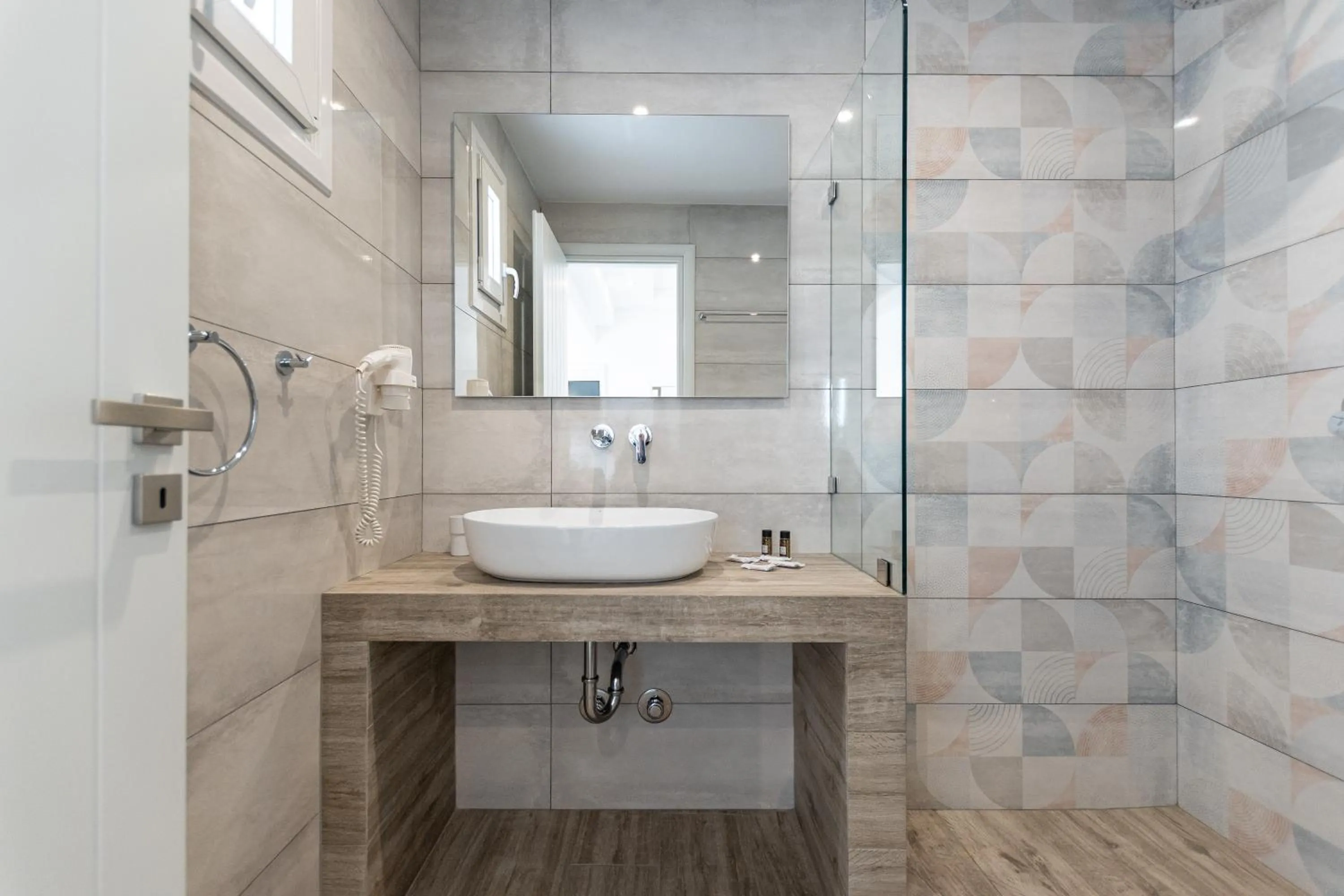 Shower in Sun Beach Hotel