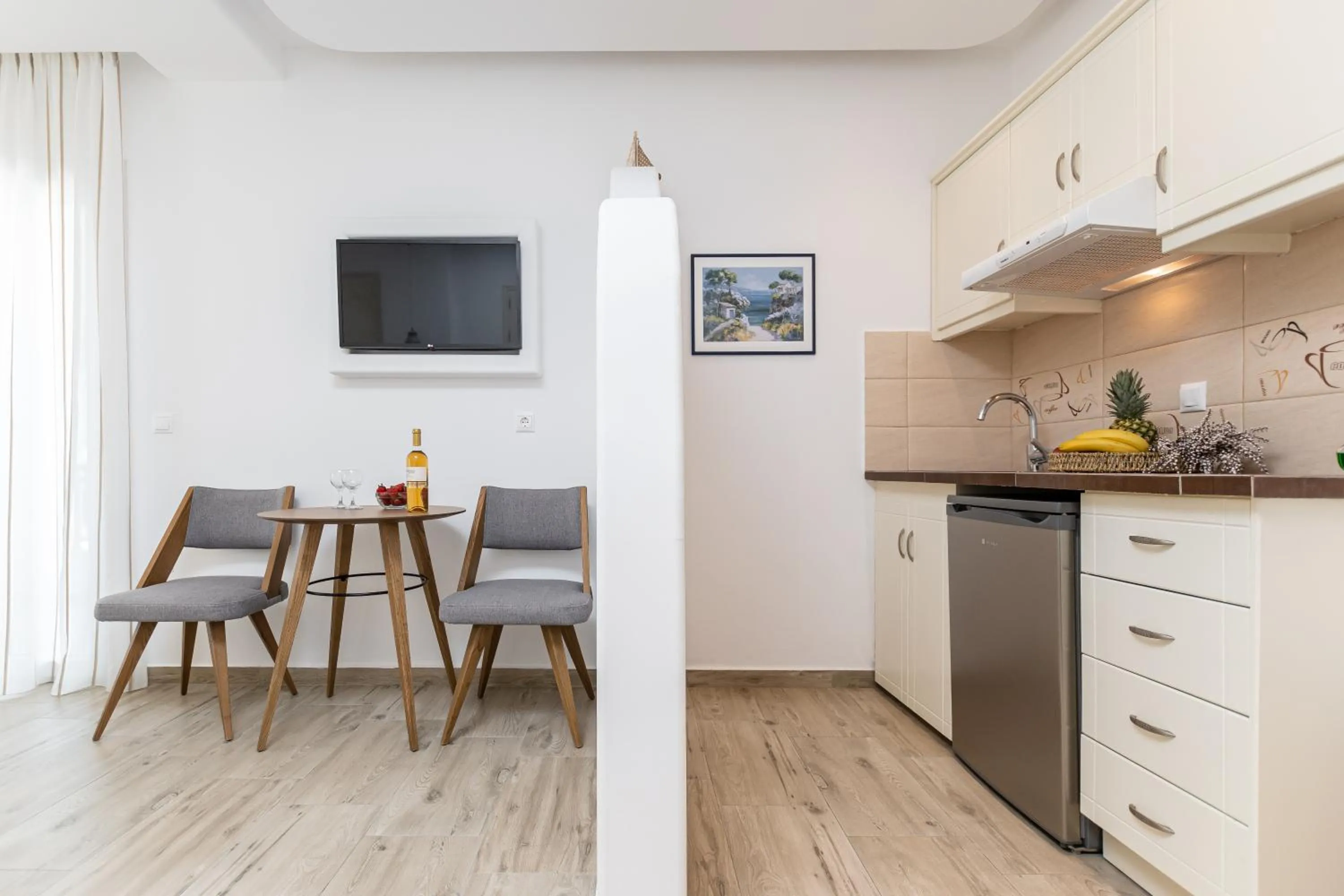 Kitchen or kitchenette in Sun Beach Hotel