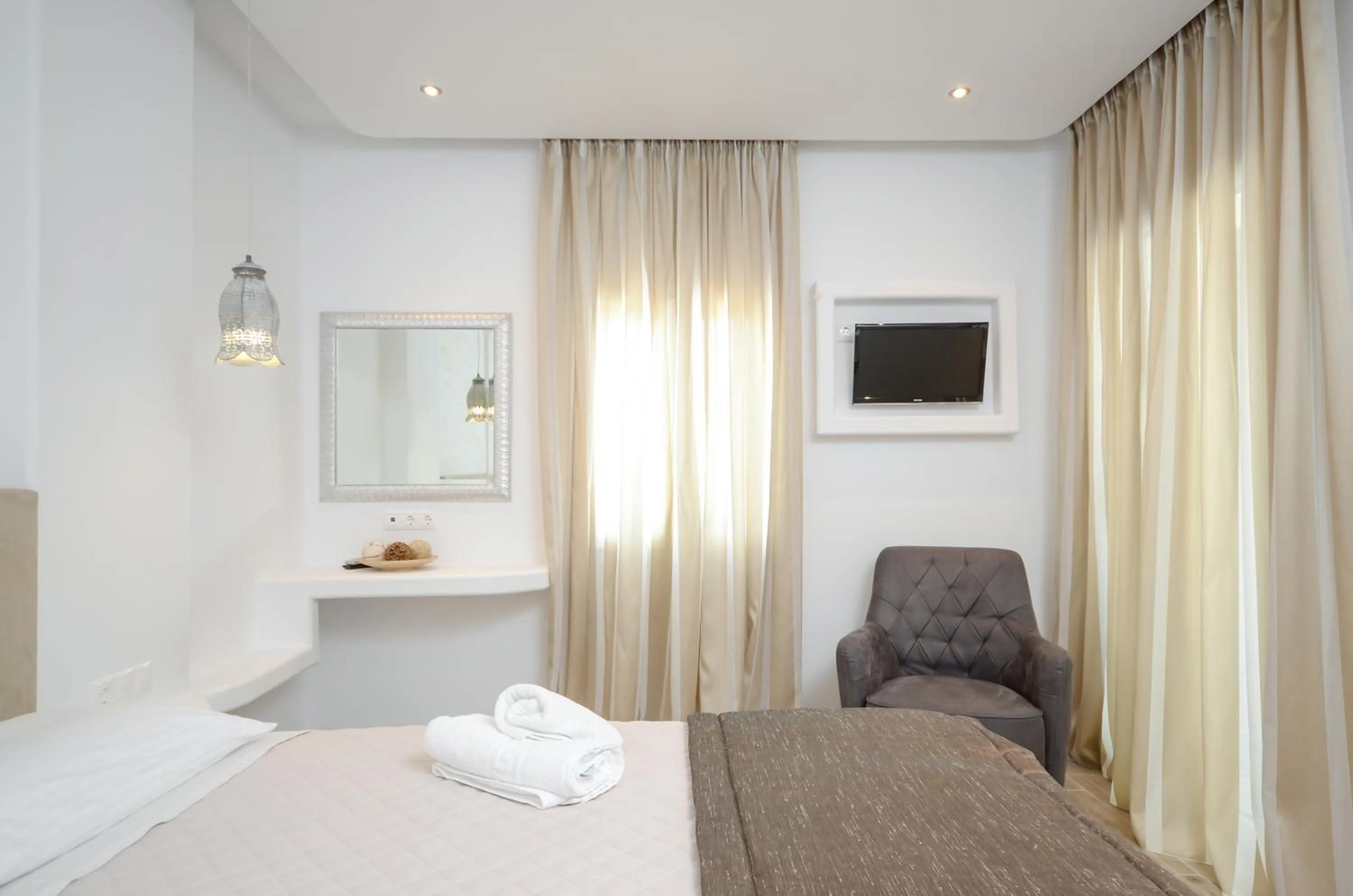 Bed in Sun Beach Hotel