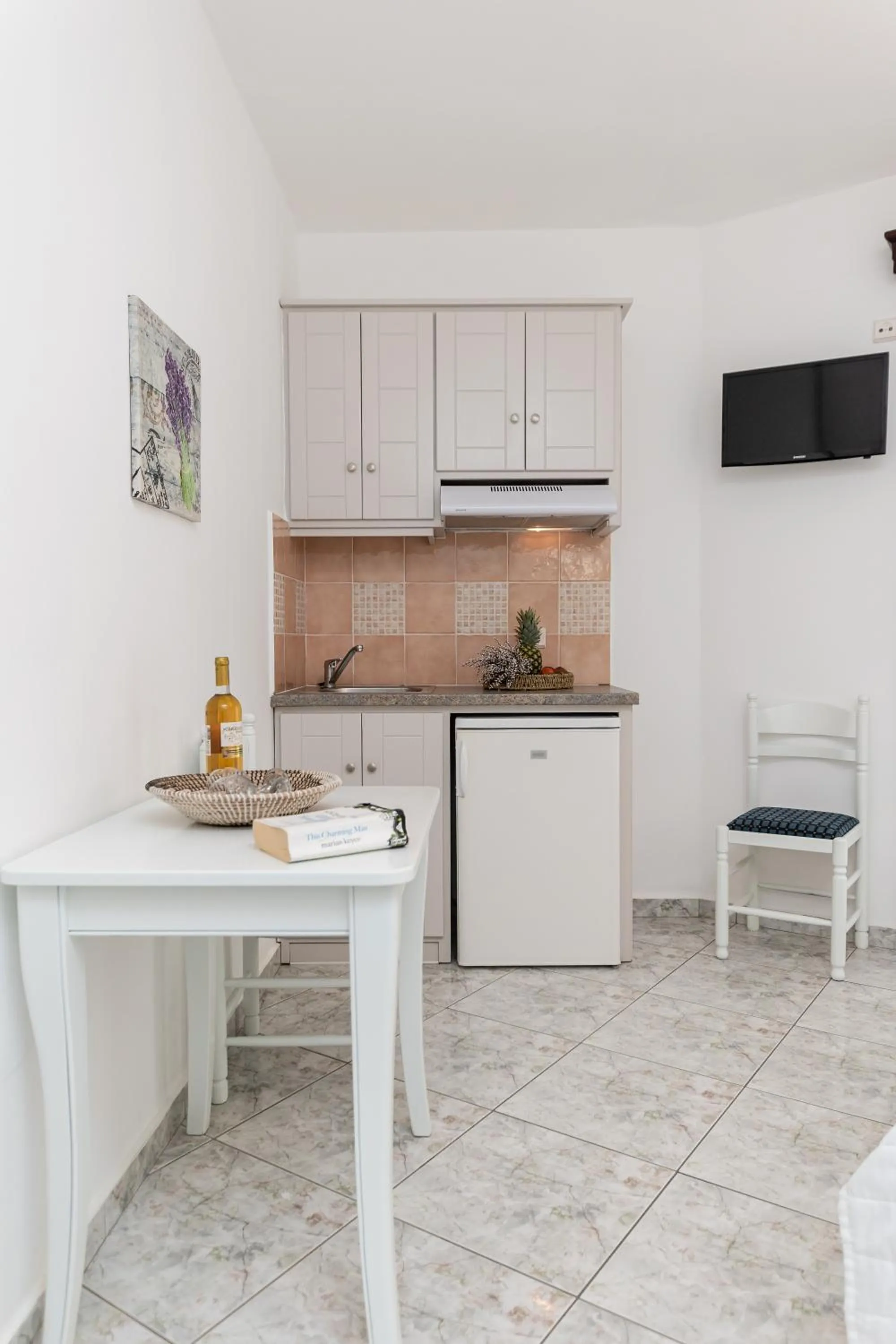 TV and multimedia in Sun Beach Hotel