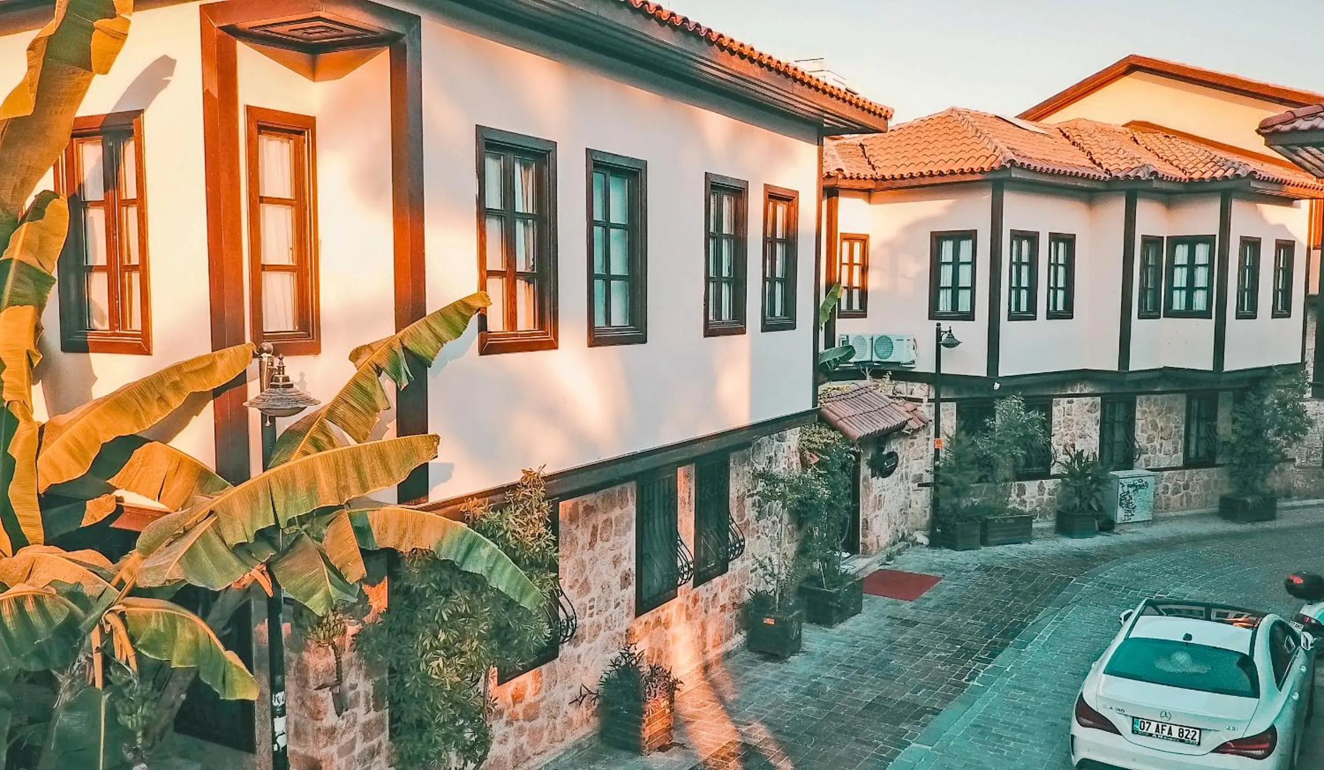 Street view in The Suite Apart Hotel