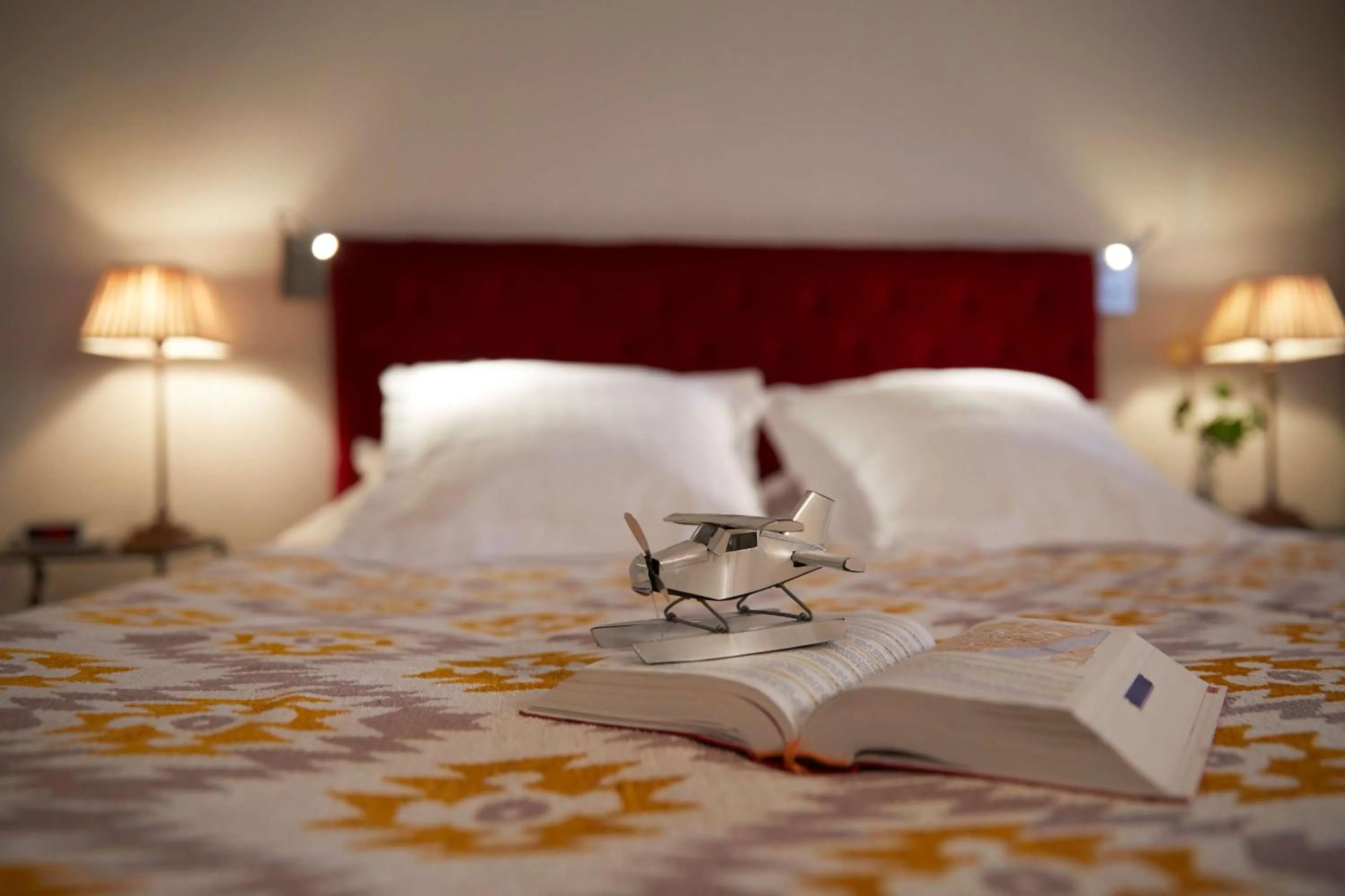 Photo of the whole room, Bed in Best Western Plus d'Europe et d'Angleterre