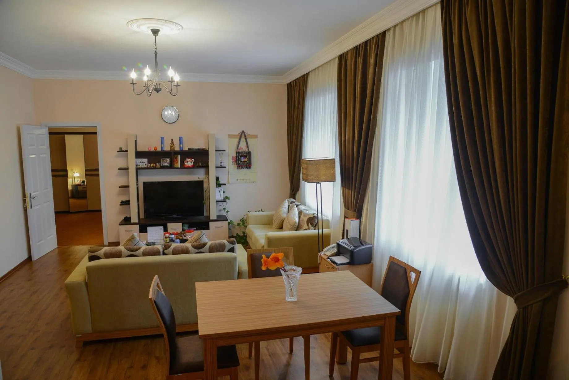 Living room in City Mansion ApartHotel