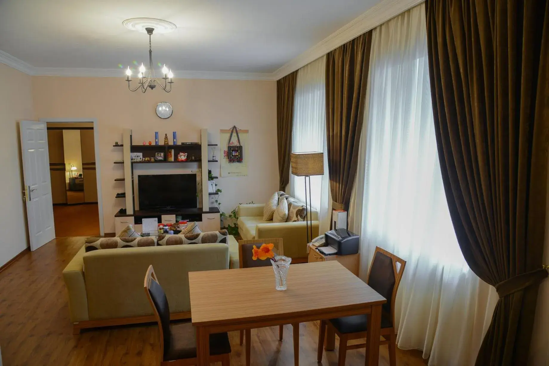 One-Bedroom Suite in City Mansion ApartHotel One-Bedroom Suite in City Mansion ApartHotel