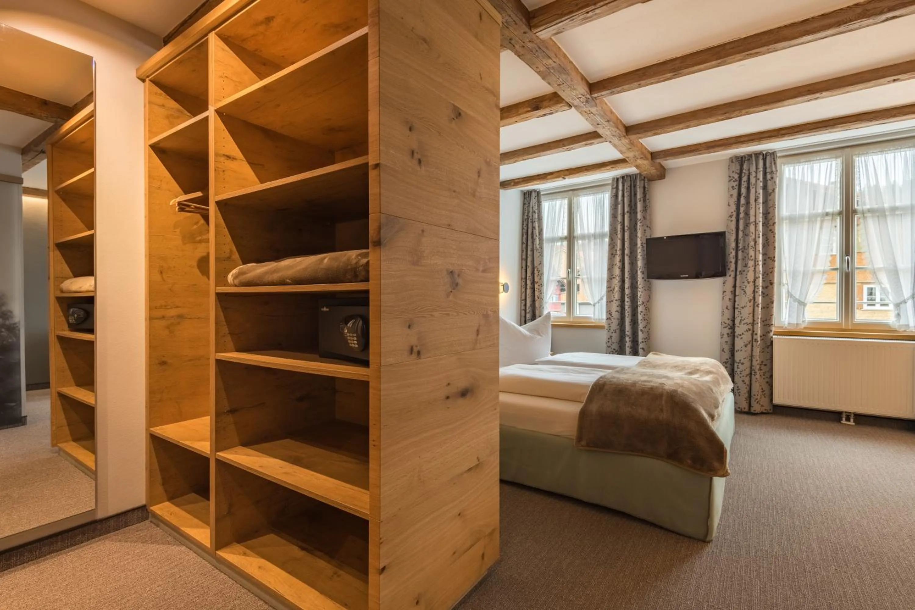 Bedroom, Bed in Landgasthof Rössle - Beim Kräuterwirt