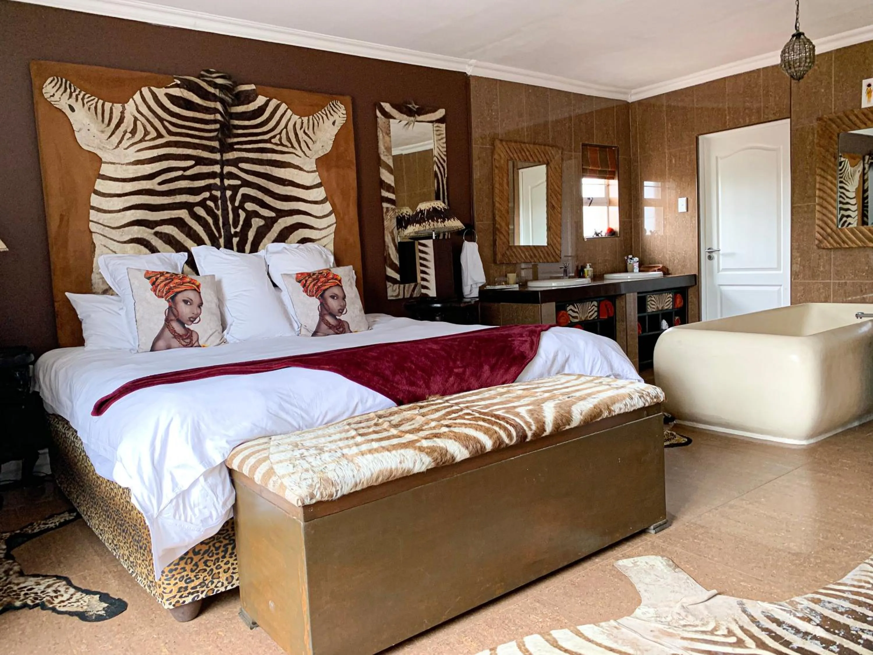 Photo of the whole room, Bed in 305 Guest House