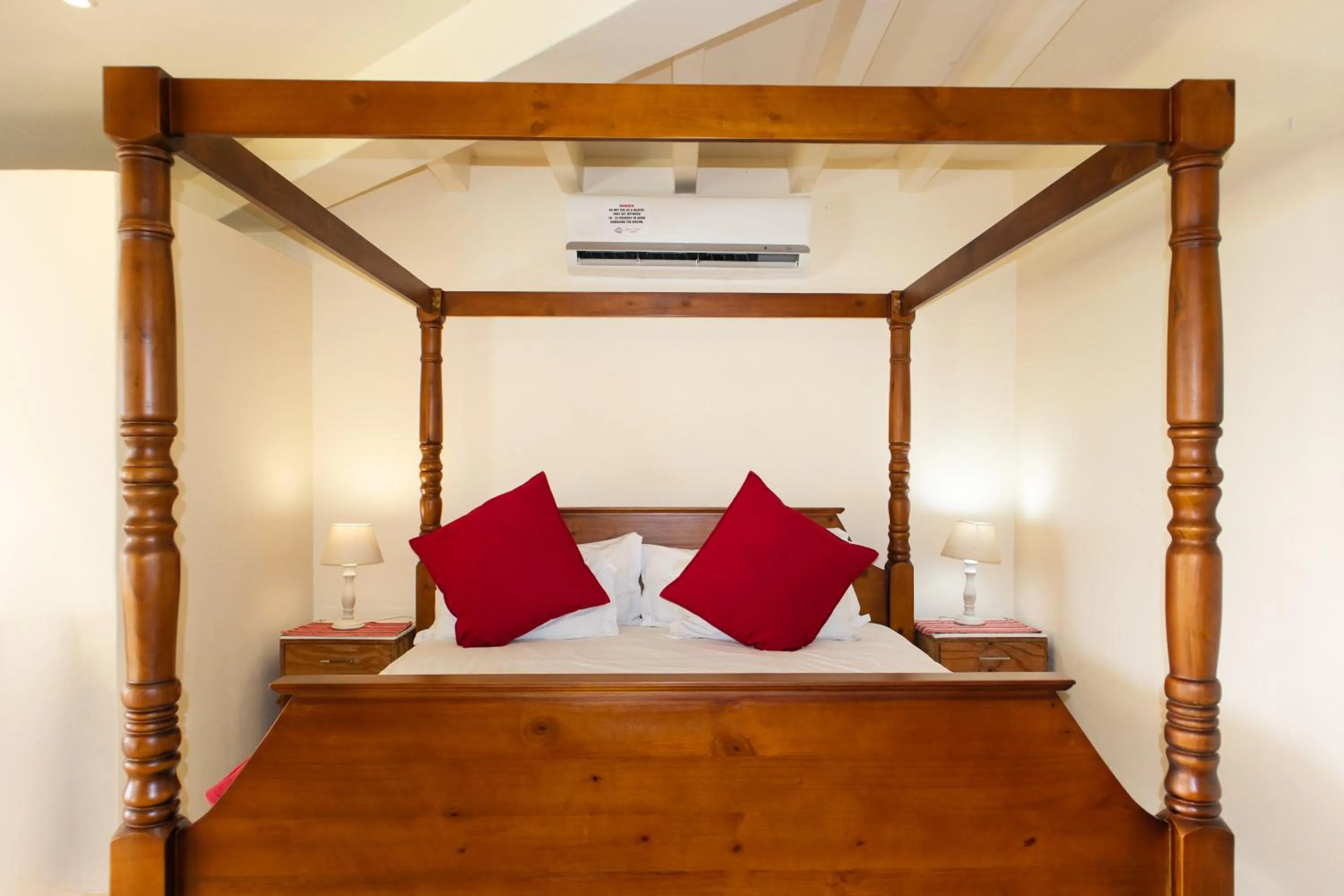 Bed in 305 Guest House