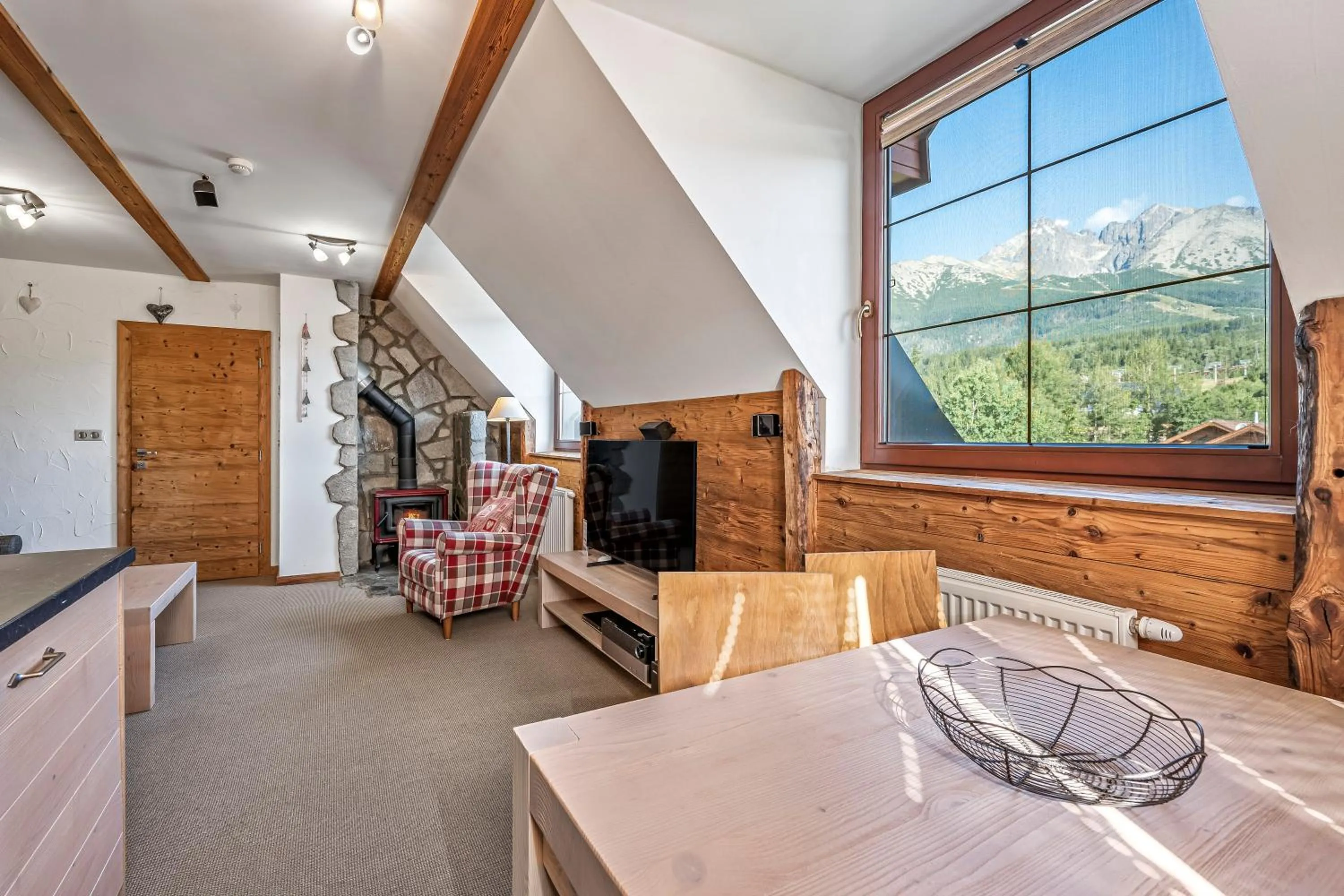 Mountain view in Kukučka Lomnica - Tatranská Lomnica