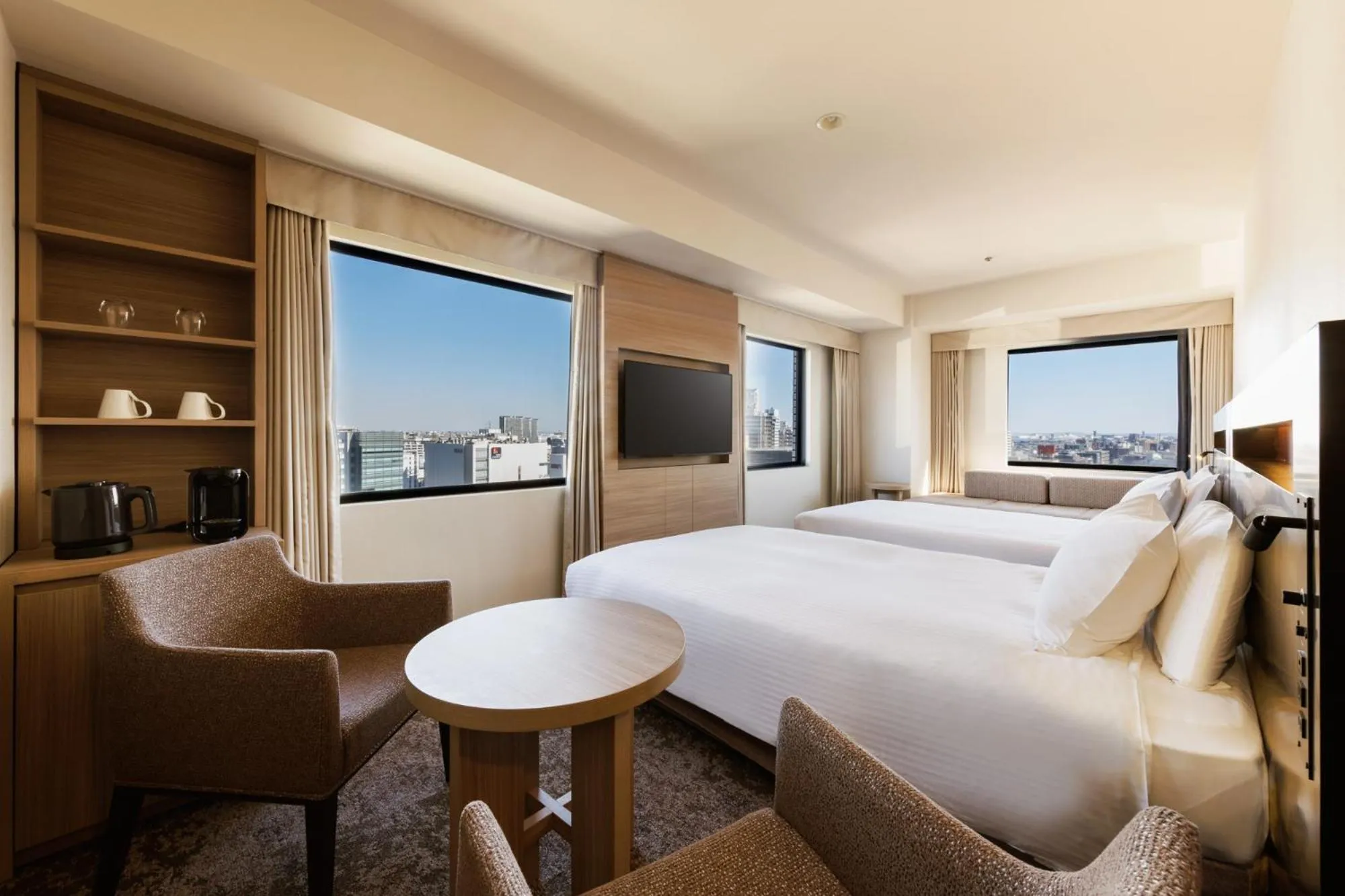 Bed in Kawasaki Nikko Hotel