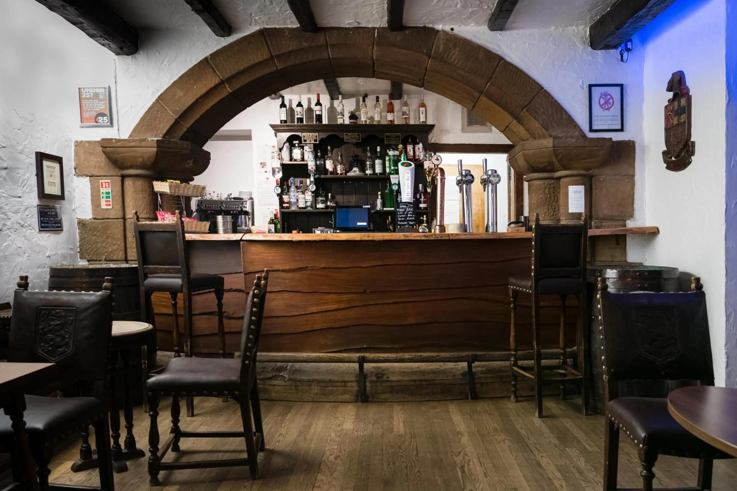 Lounge or bar in Buchanan Arms Hotel & Leisure, Sure Hotel Collection