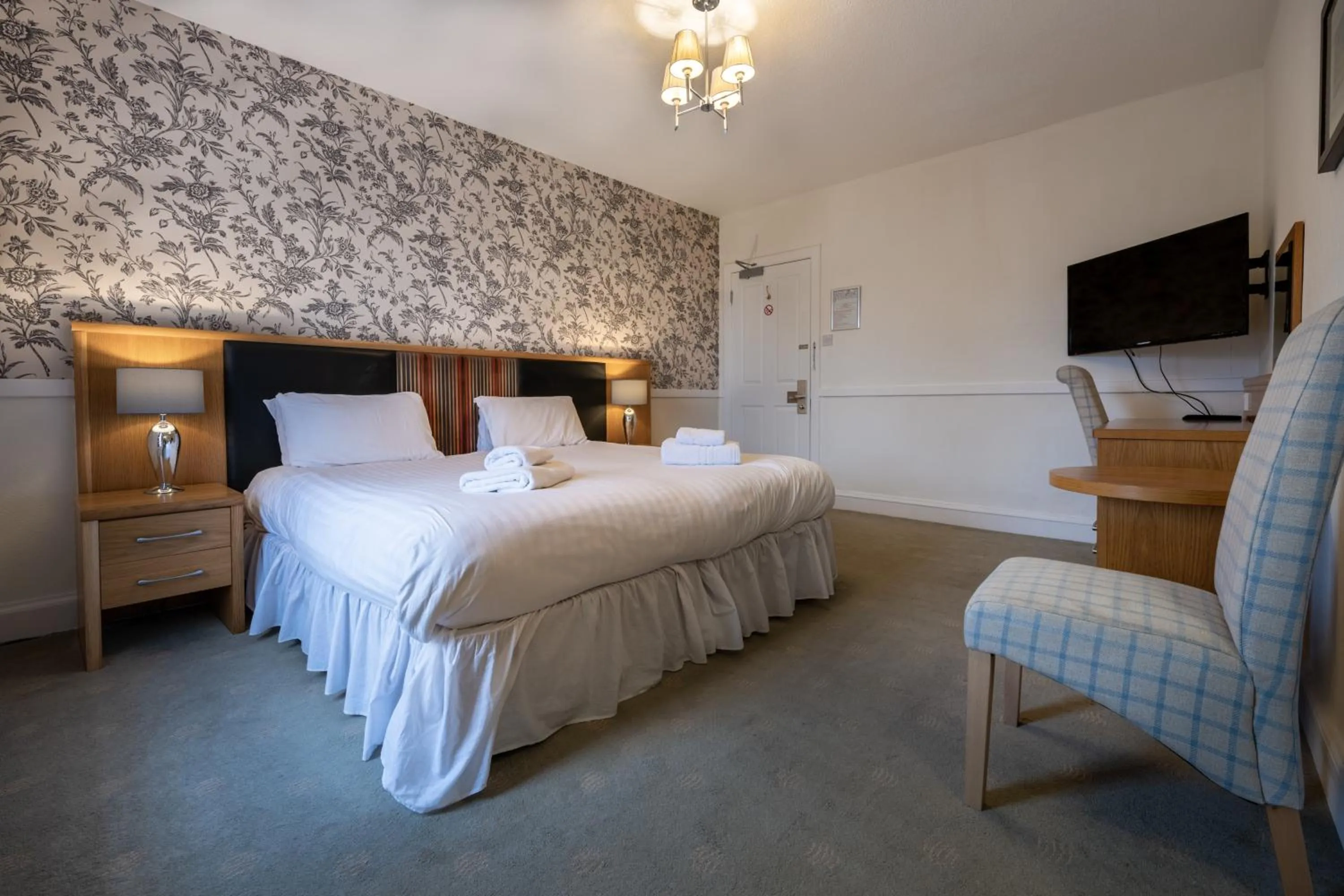 Bedroom, Bed in Buchanan Arms Hotel & Leisure, Sure Hotel Collection