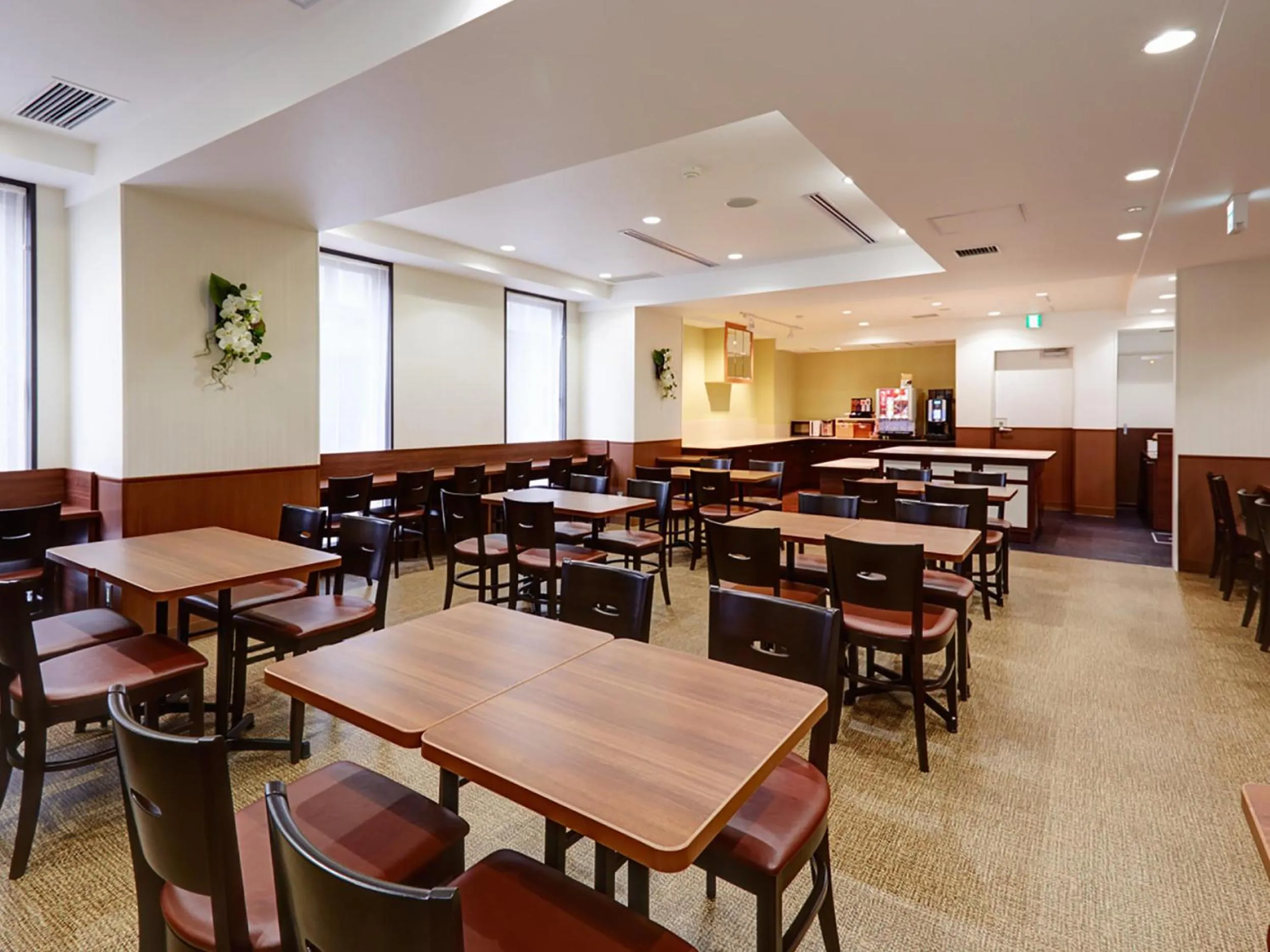 Restaurant/places to eat in Vessel Inn Hakata Nakasu