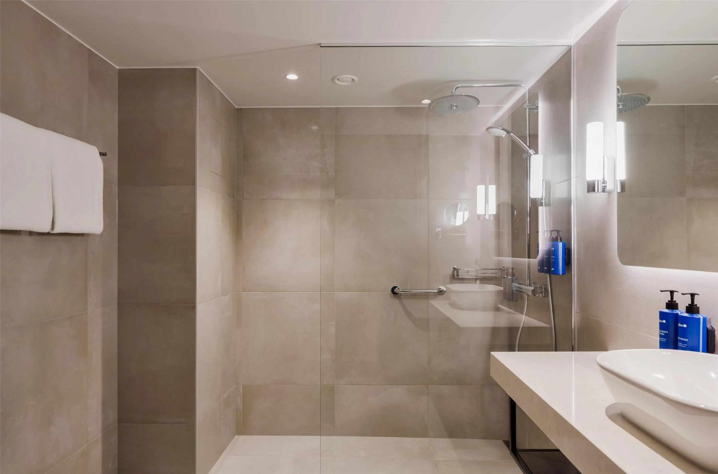 Bathroom in Radisson Blu Latvija Conference & Spa Hotel, Riga